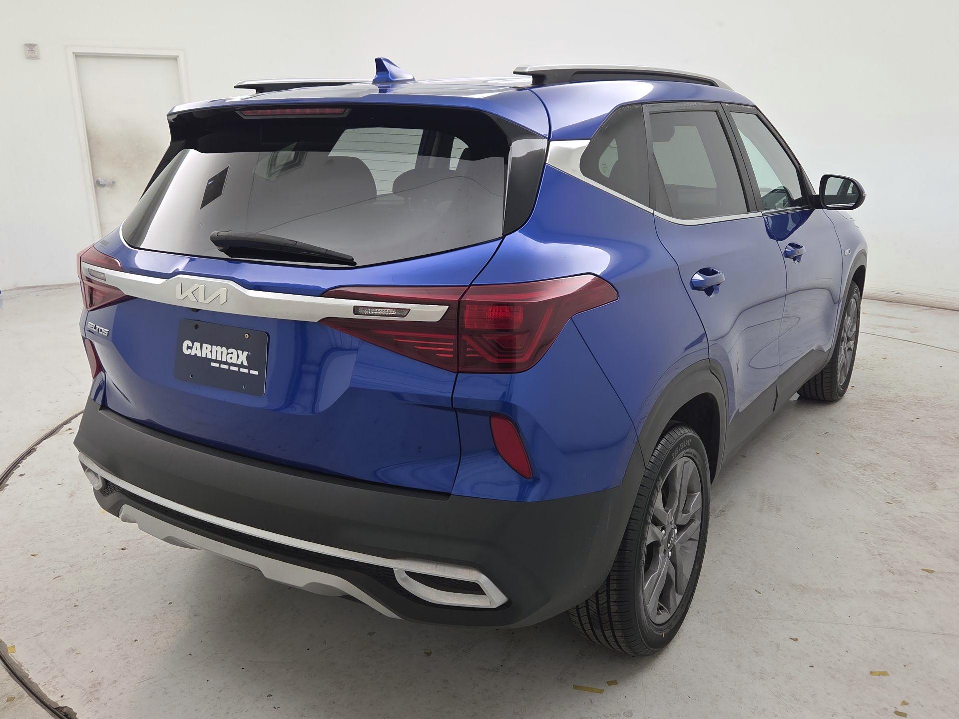 Thumbnail: 2023 Kia Seltos - 5