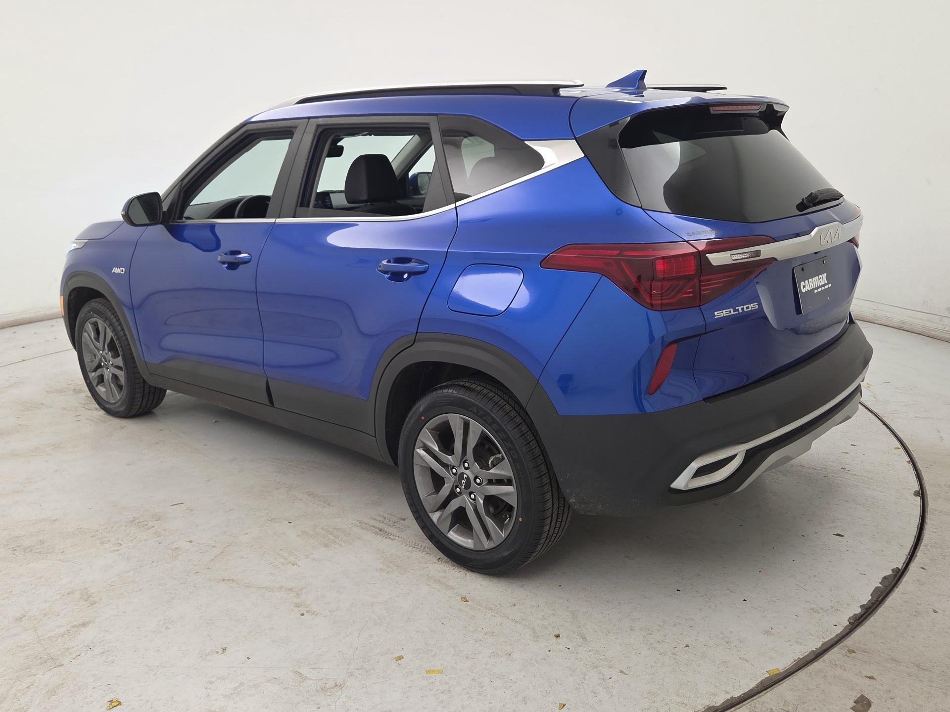 Thumbnail: 2023 Kia Seltos - 7