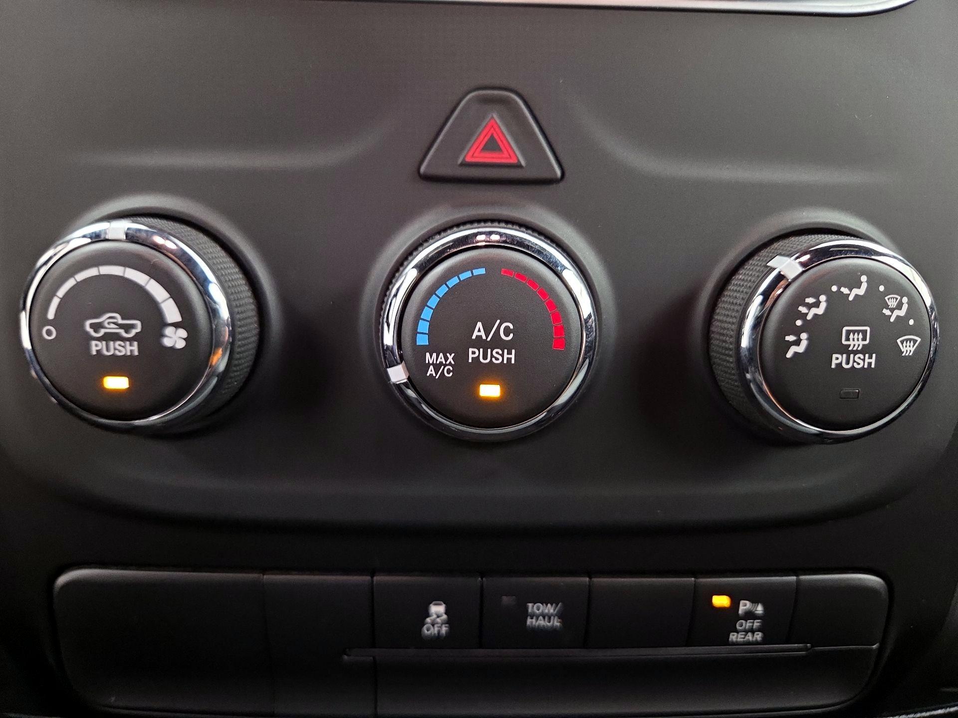 Thumbnail: 2022 RAM 1500 Classic - 14