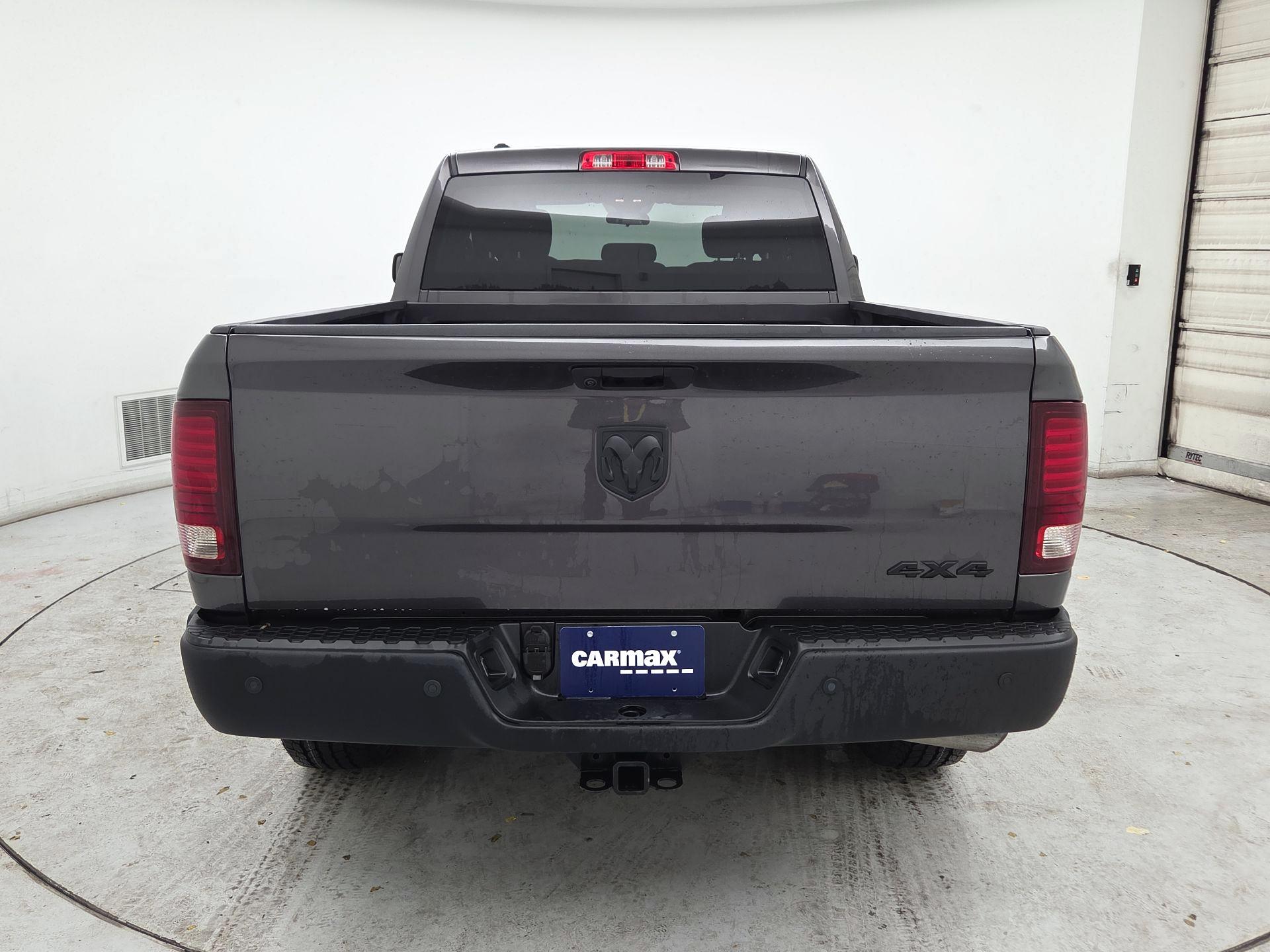 Thumbnail: 2022 RAM 1500 Classic - 6