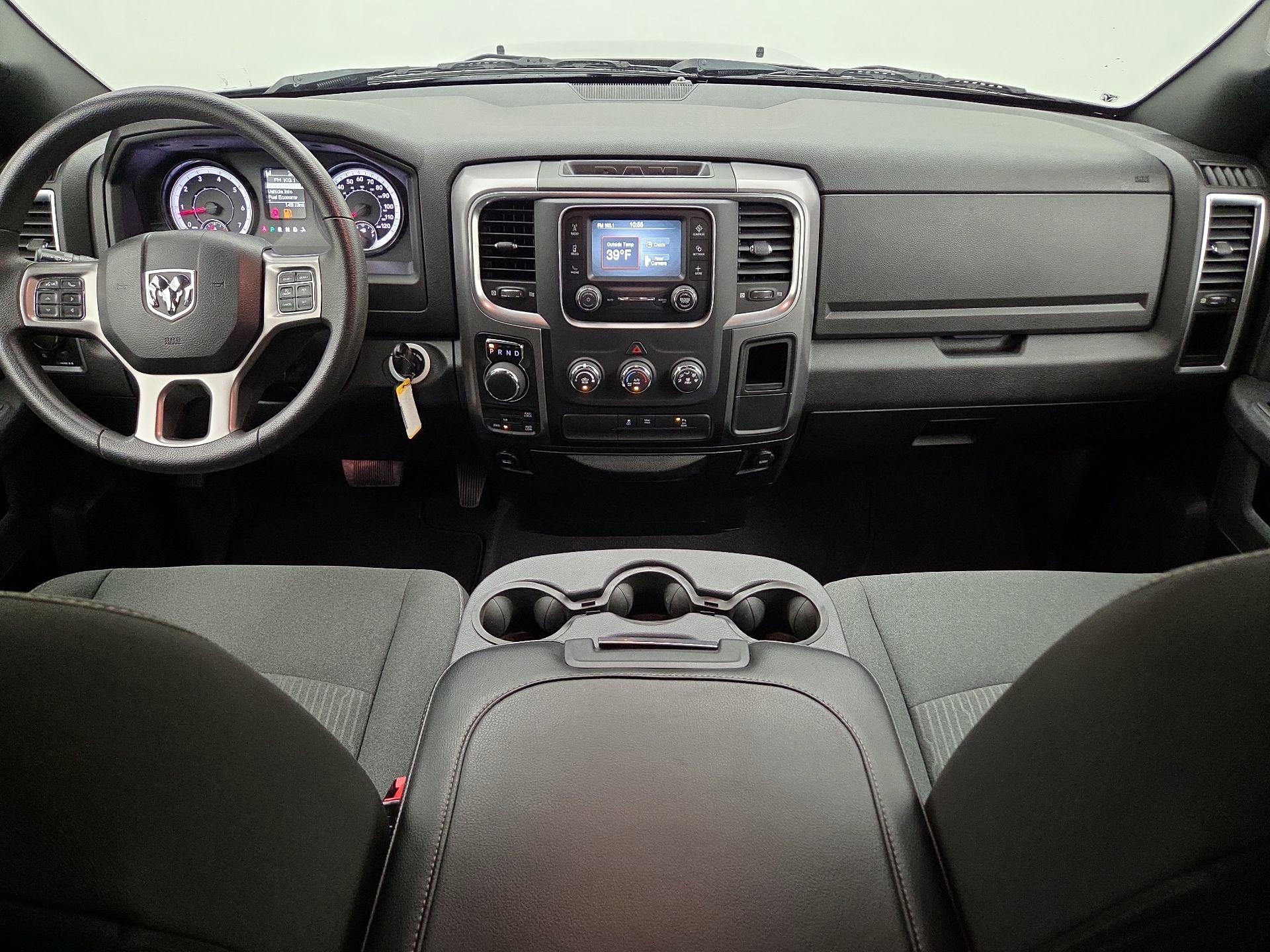 Thumbnail: 2022 RAM 1500 Classic - 8