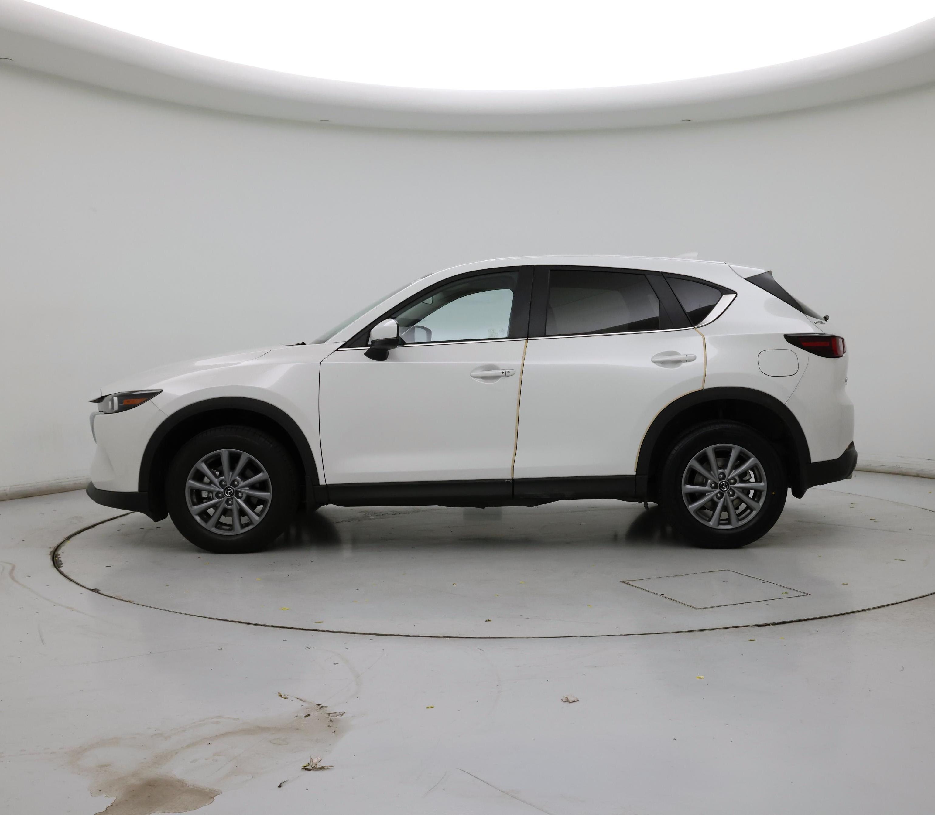Thumbnail: 2023 Mazda CX-5 - 3