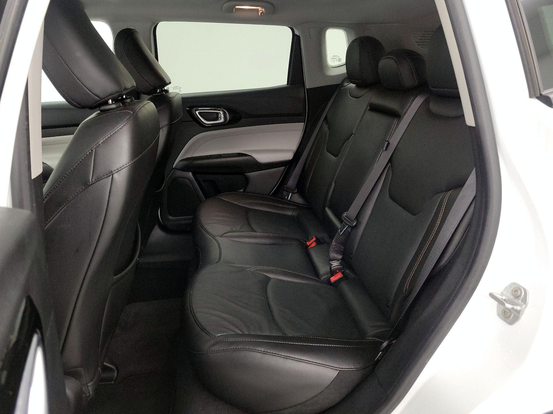 Thumbnail: 2022 Jeep Compass - 20