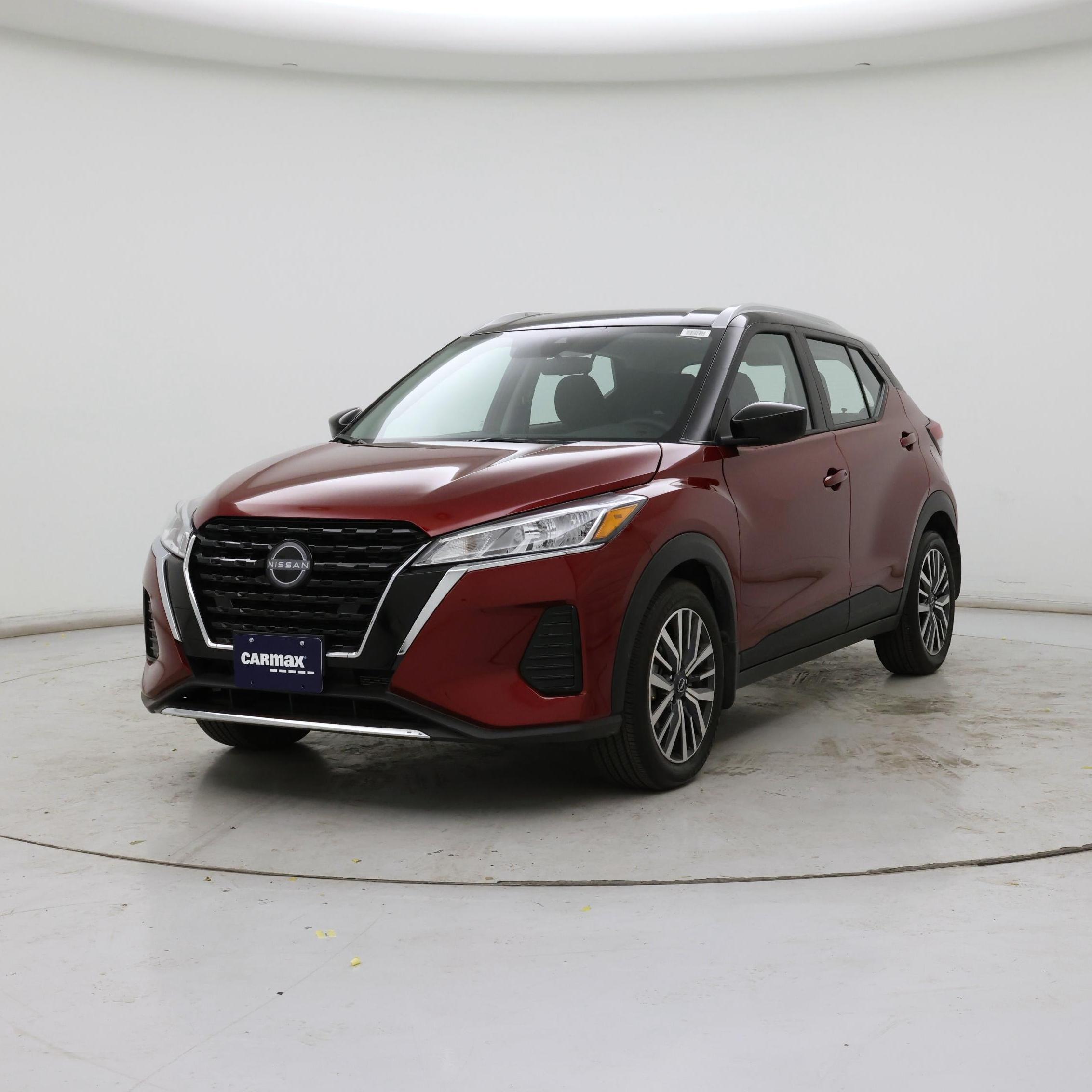 Thumbnail: 2023 Nissan Kicks - 4