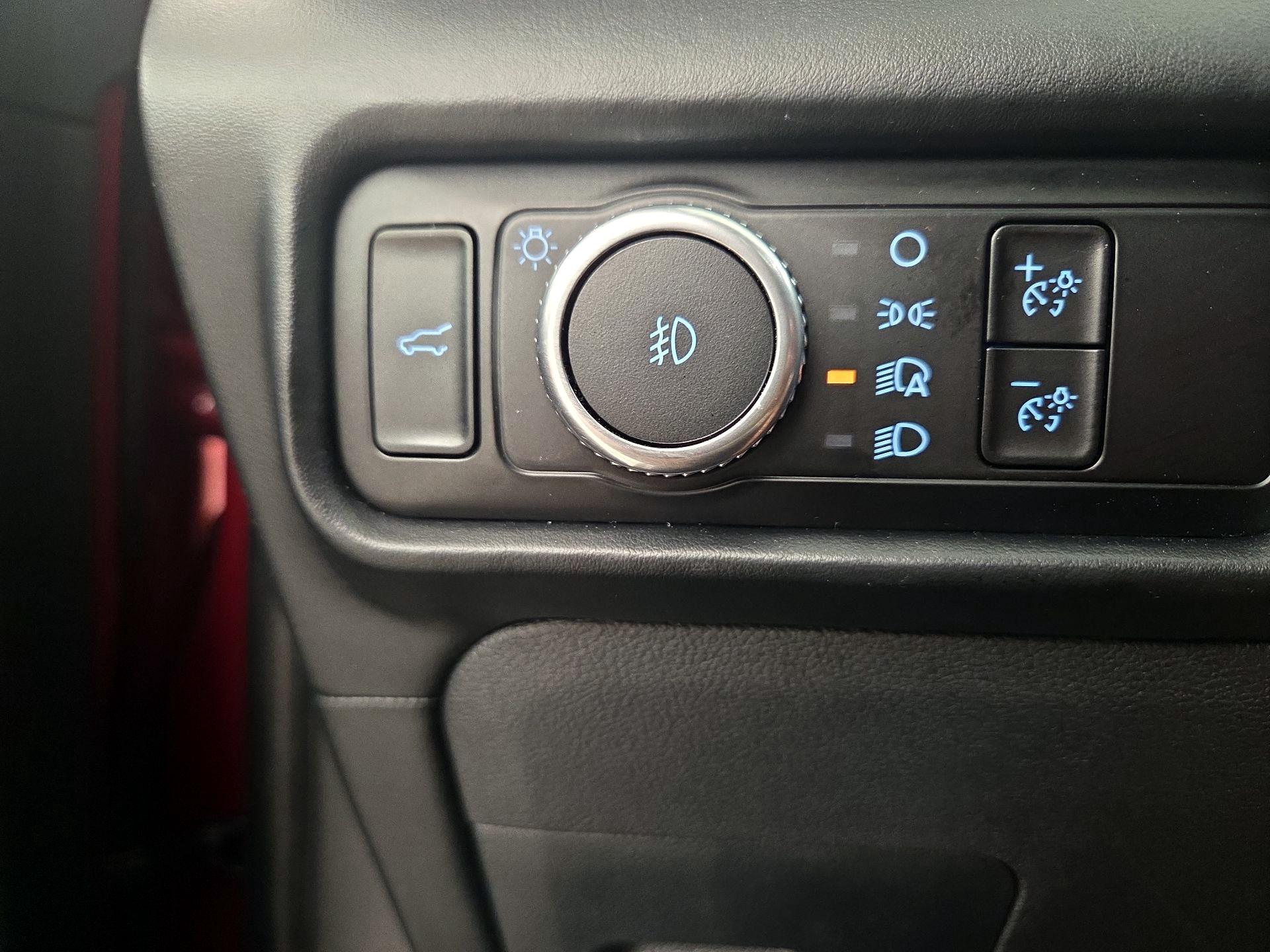 Thumbnail: 2023 Ford Explorer - 13