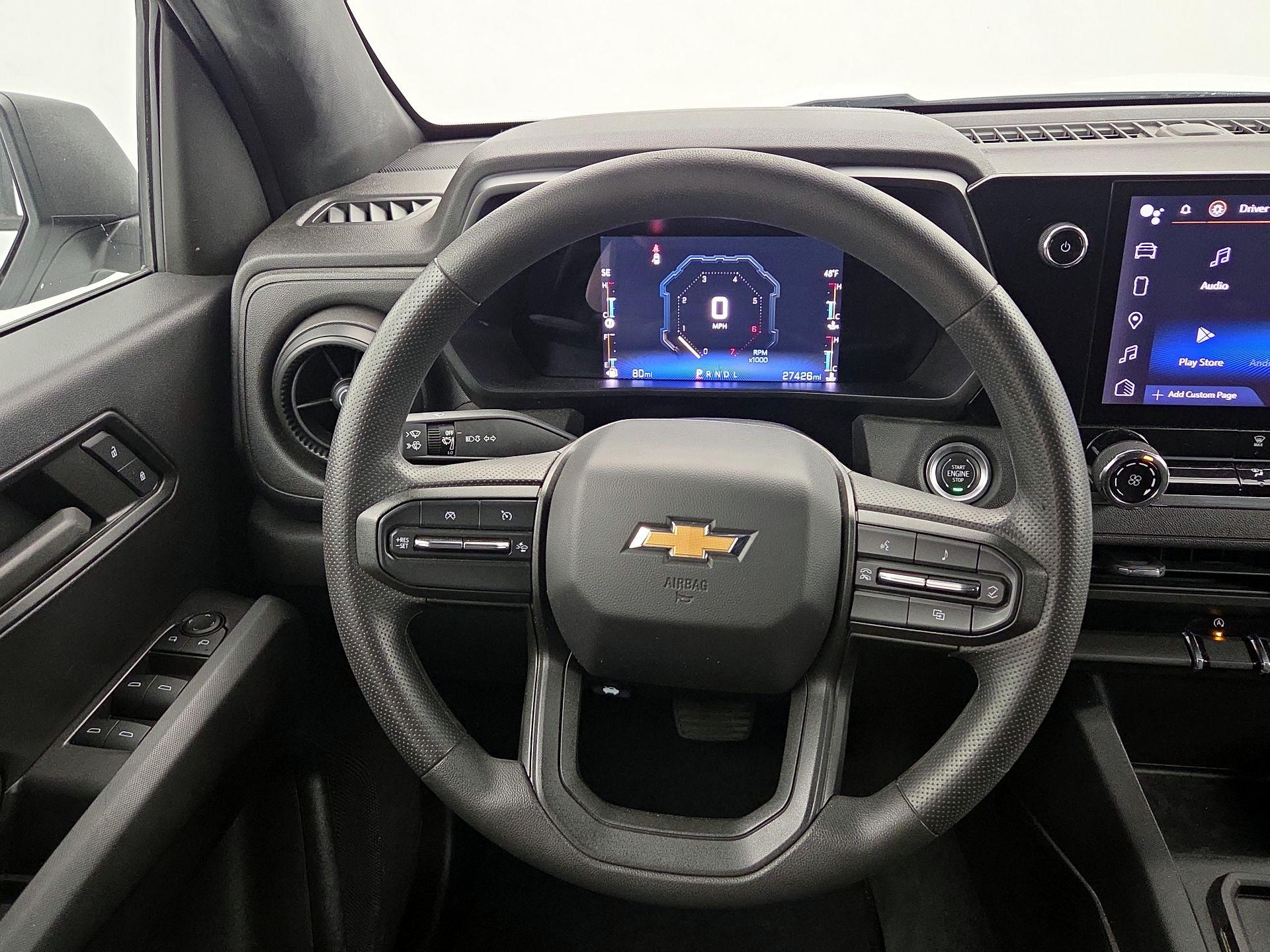 Thumbnail: 2023 Chevrolet Colorado - 10