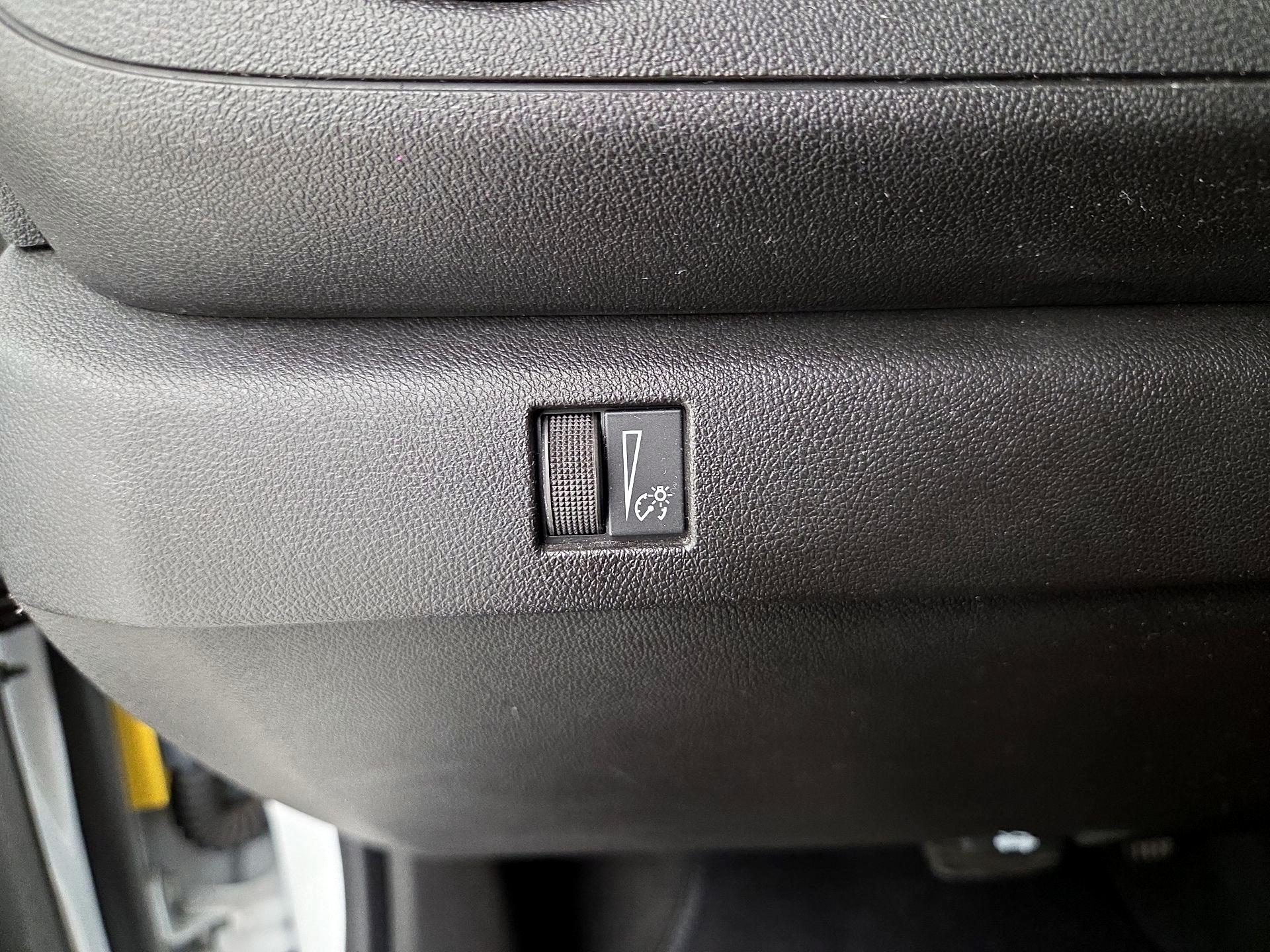 Thumbnail: 2023 Chevrolet Colorado - 13