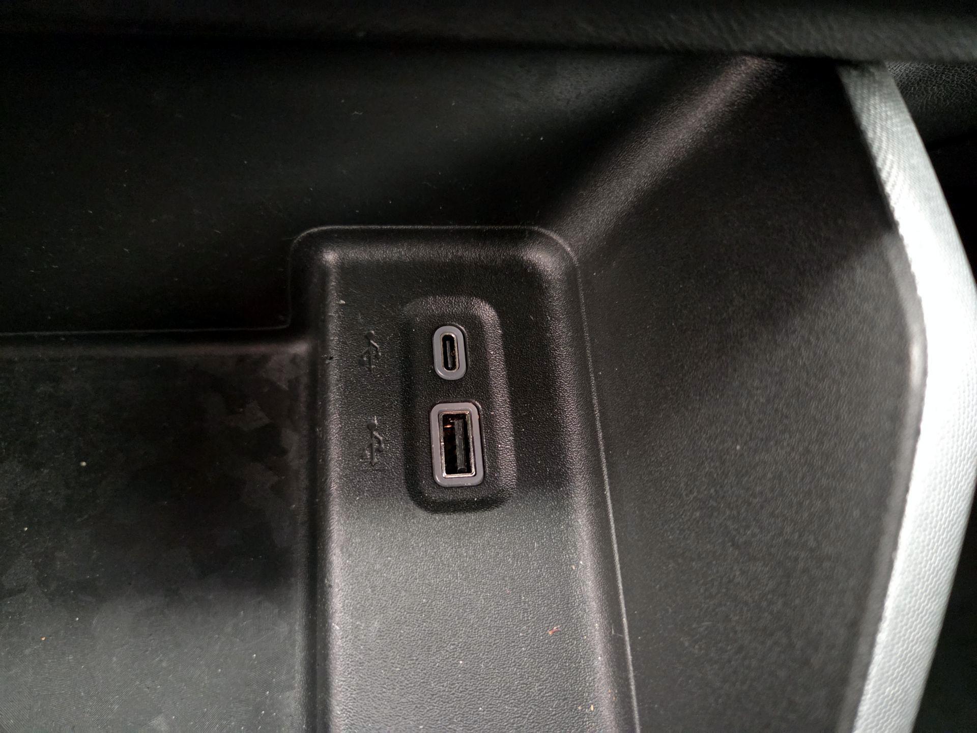 Thumbnail: 2023 Chevrolet Colorado - 18