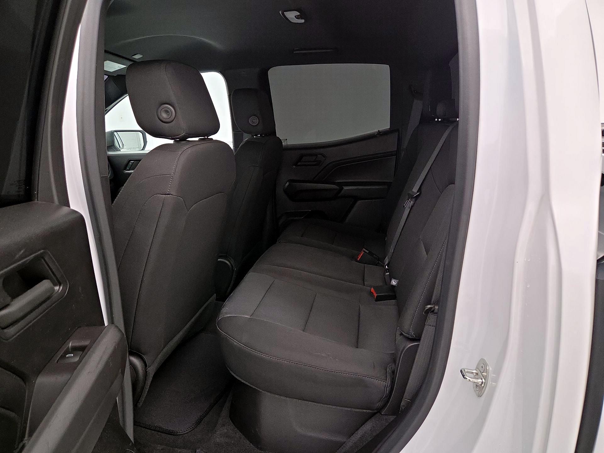 Thumbnail: 2023 Chevrolet Colorado - 19