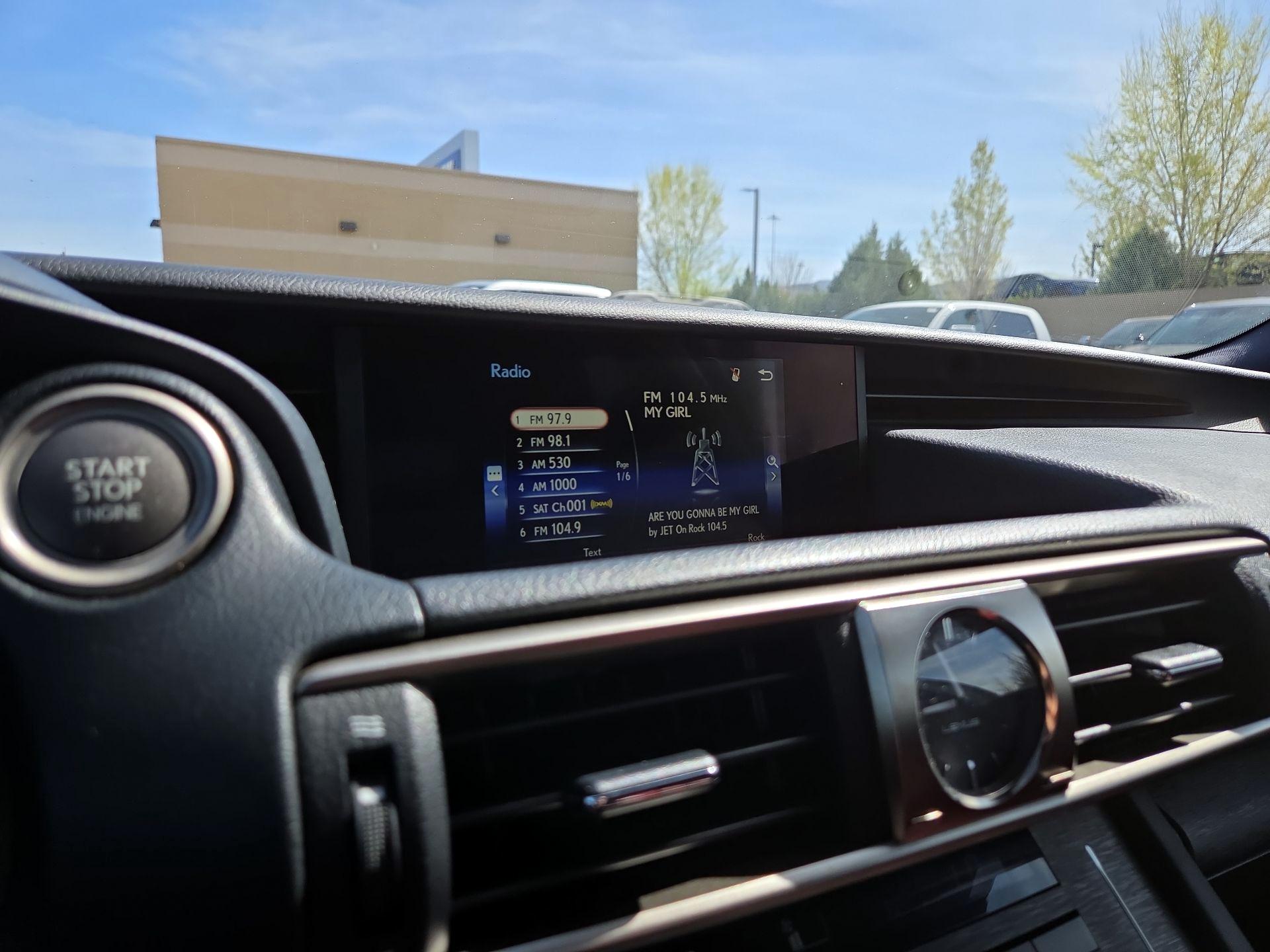 Thumbnail: 2020 Lexus IS - 13