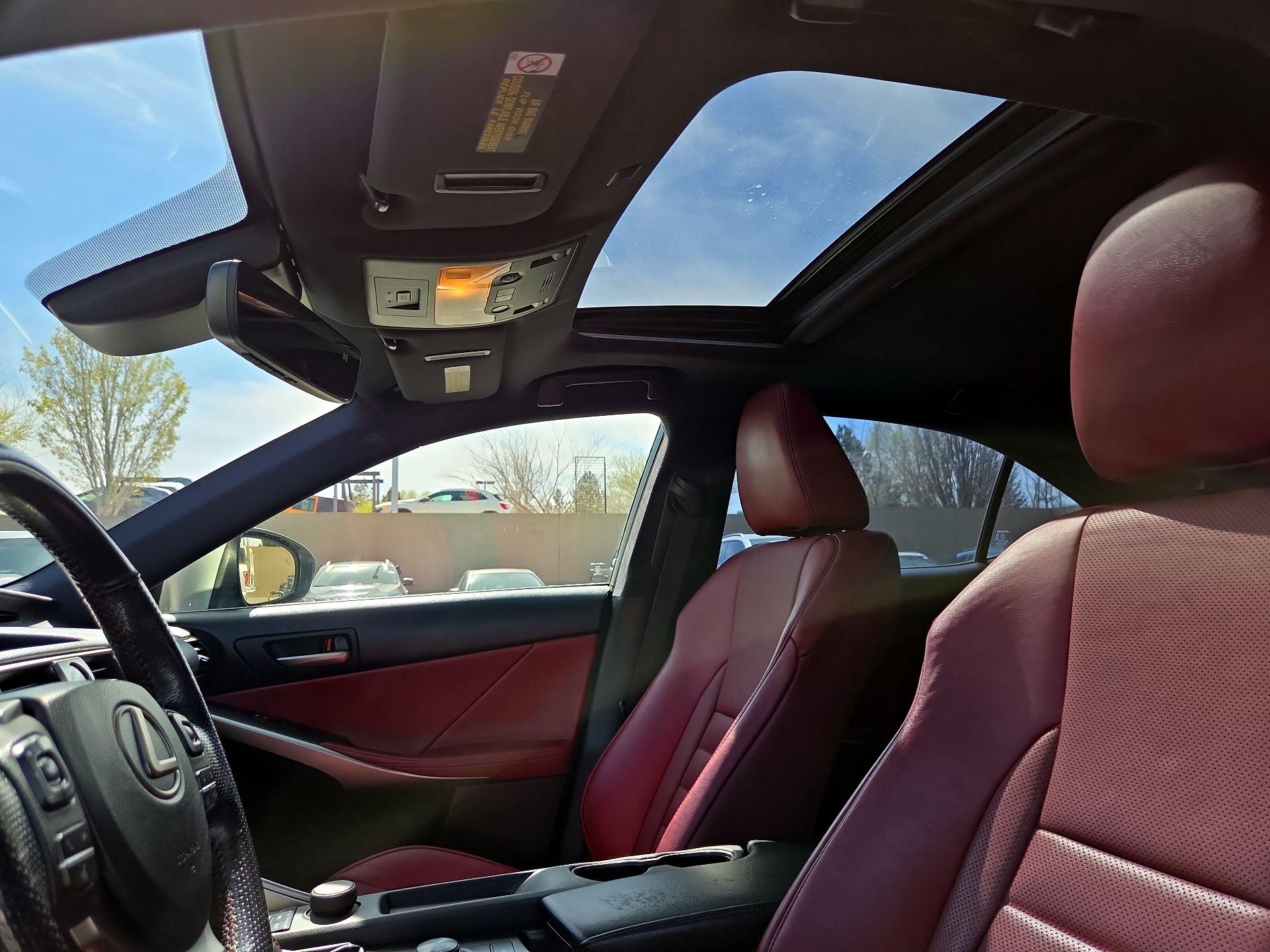 Thumbnail: 2020 Lexus IS - 16