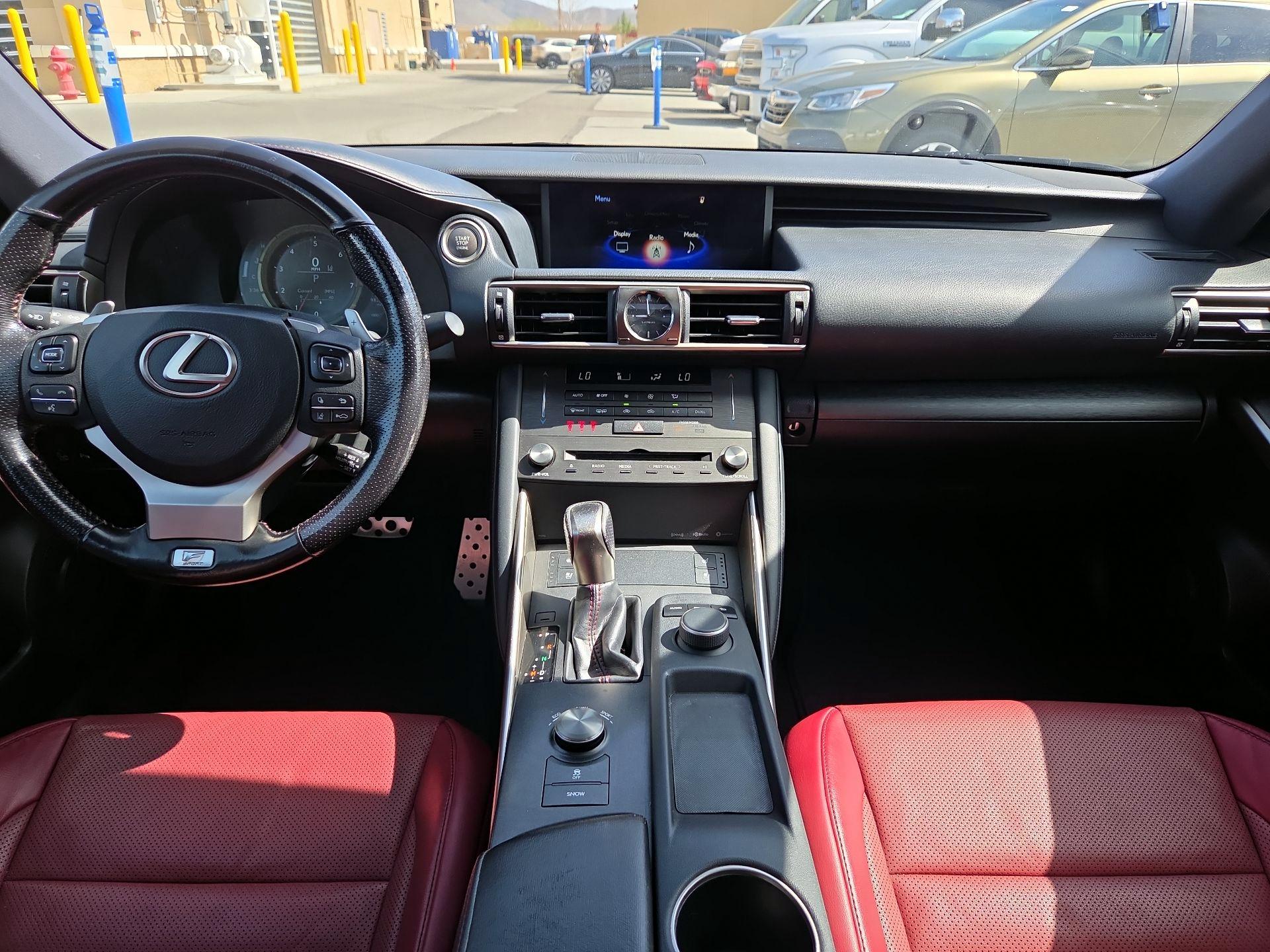 Thumbnail: 2020 Lexus IS - 8