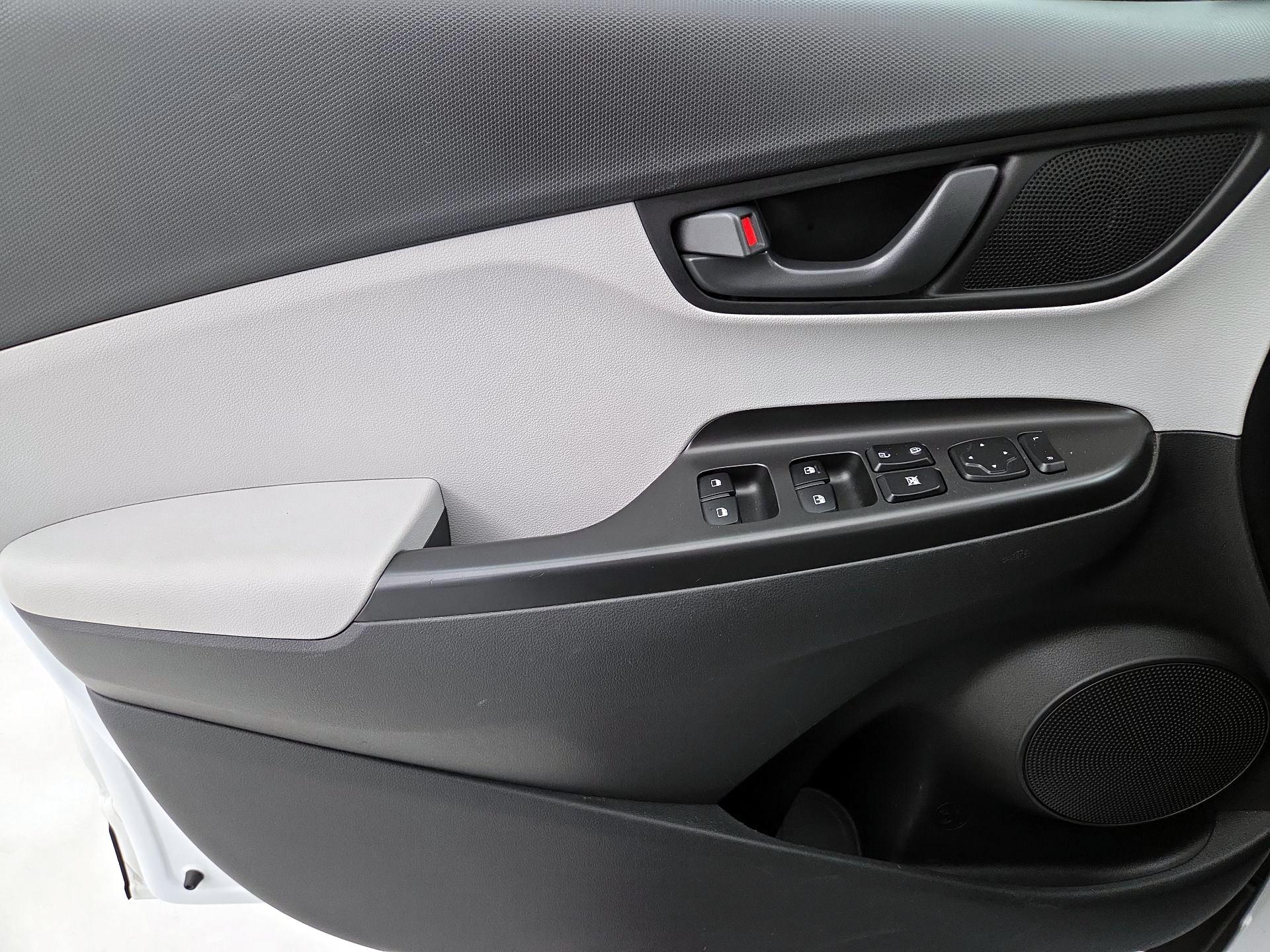 Thumbnail: 2023 Hyundai Kona - 12