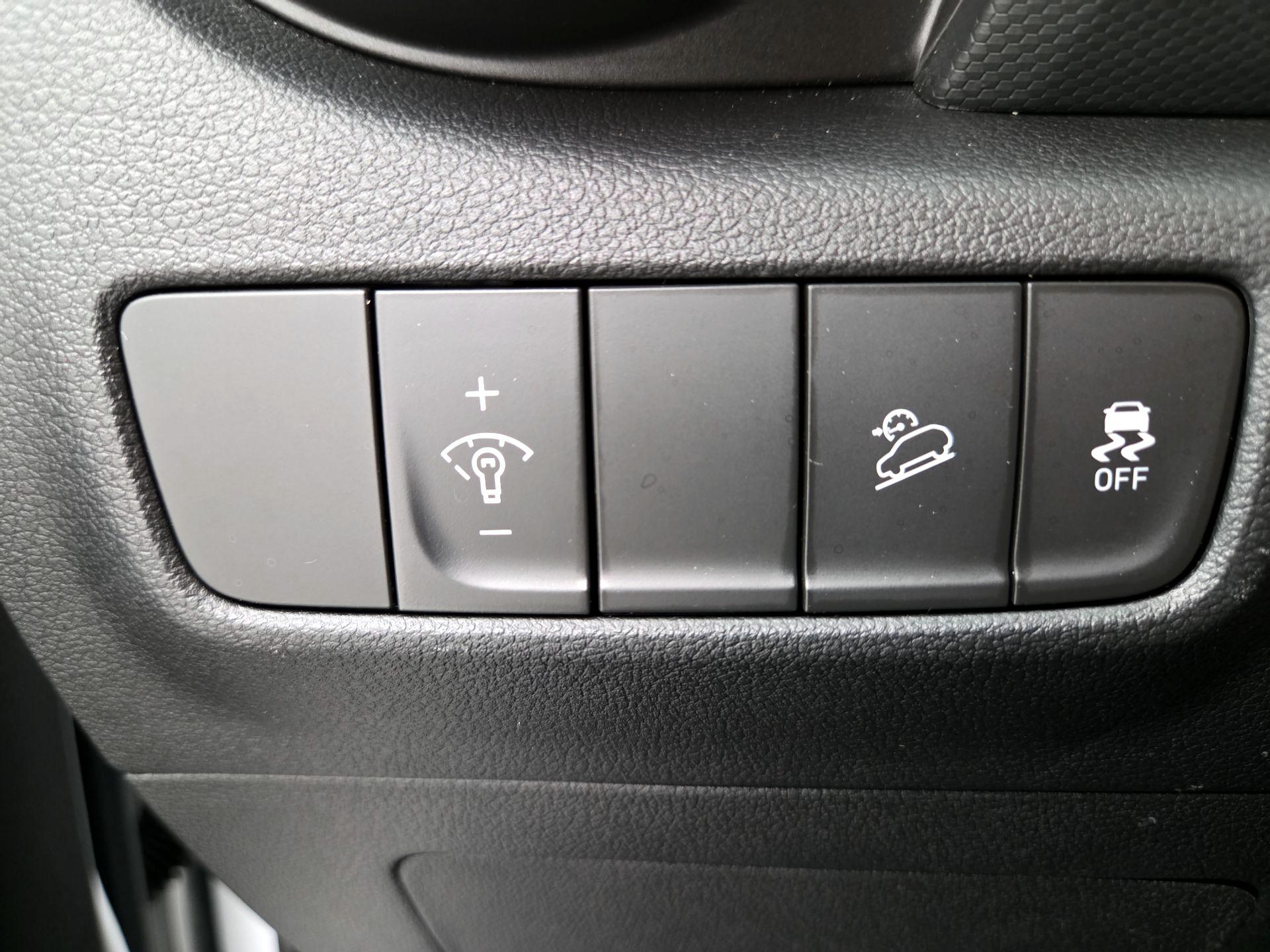 Thumbnail: 2023 Hyundai Kona - 13