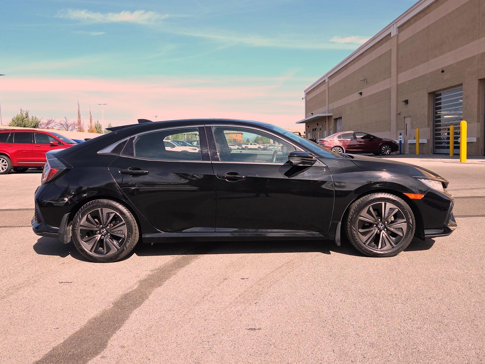 Thumbnail: 2017 Honda Civic - 4