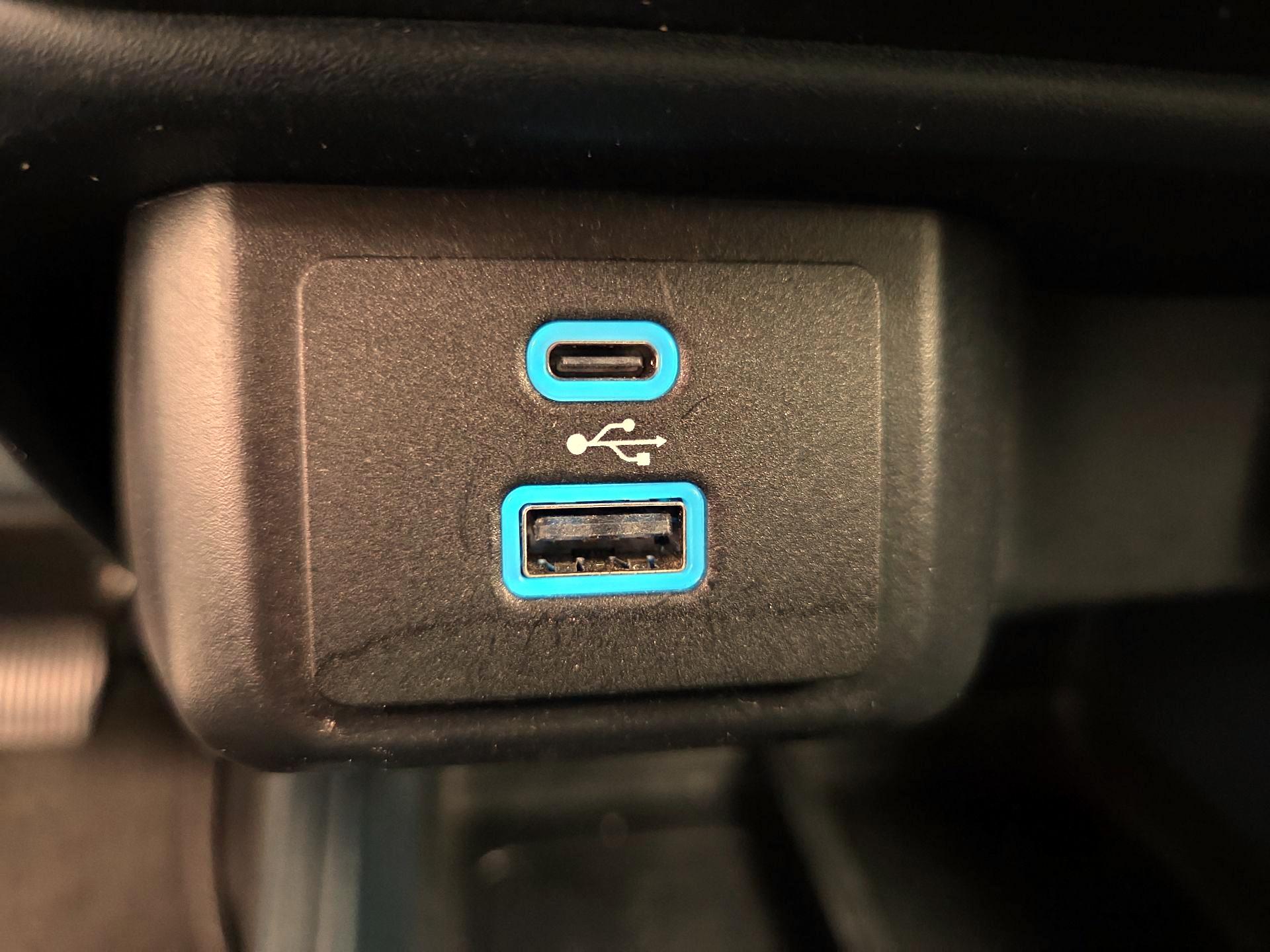 Thumbnail: 2023 Ford Maverick - 18