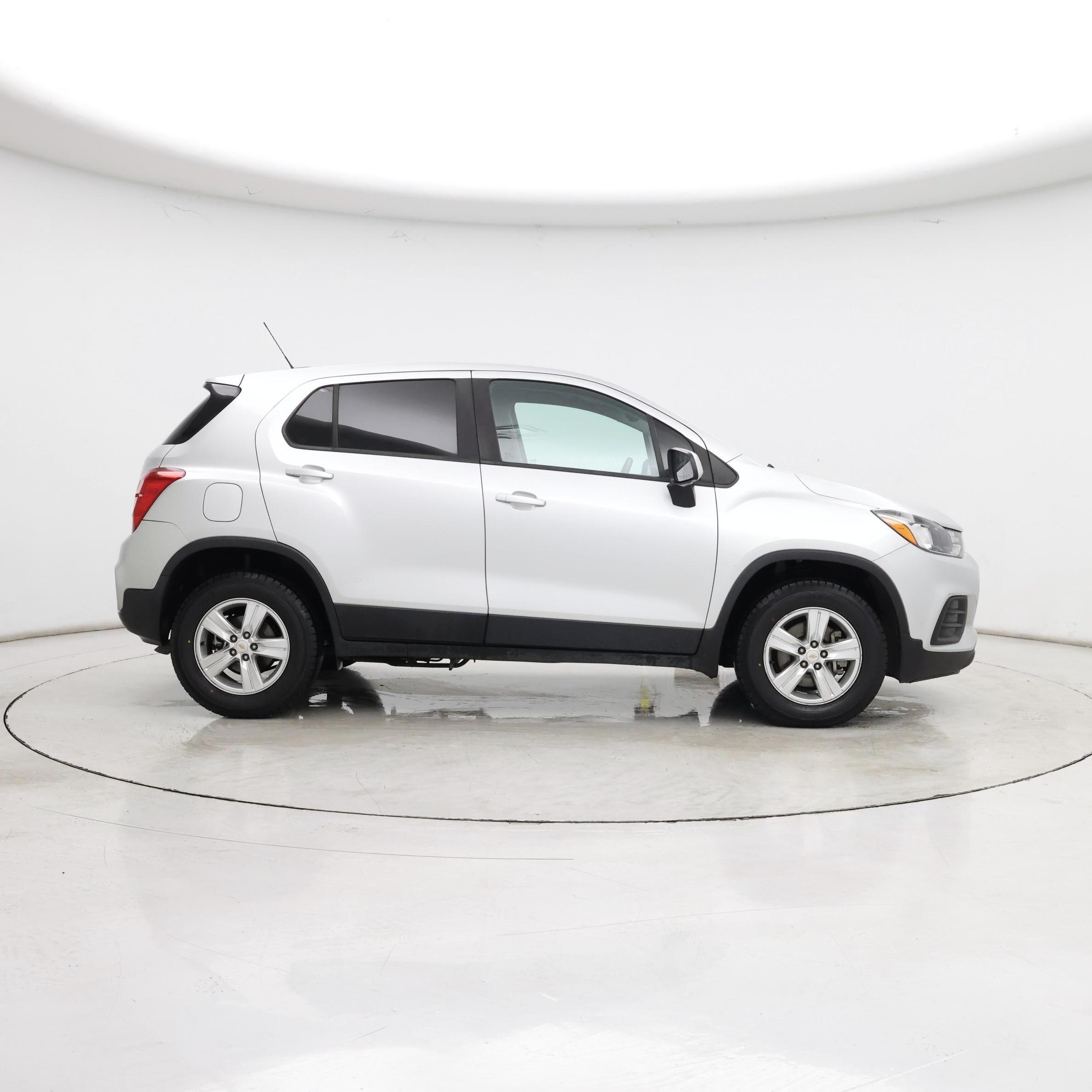 Thumbnail: 2018 Chevrolet Trax - 7