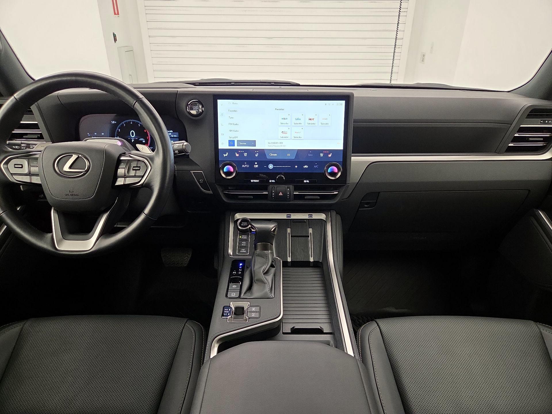 Thumbnail: 2024 Lexus GX - 9