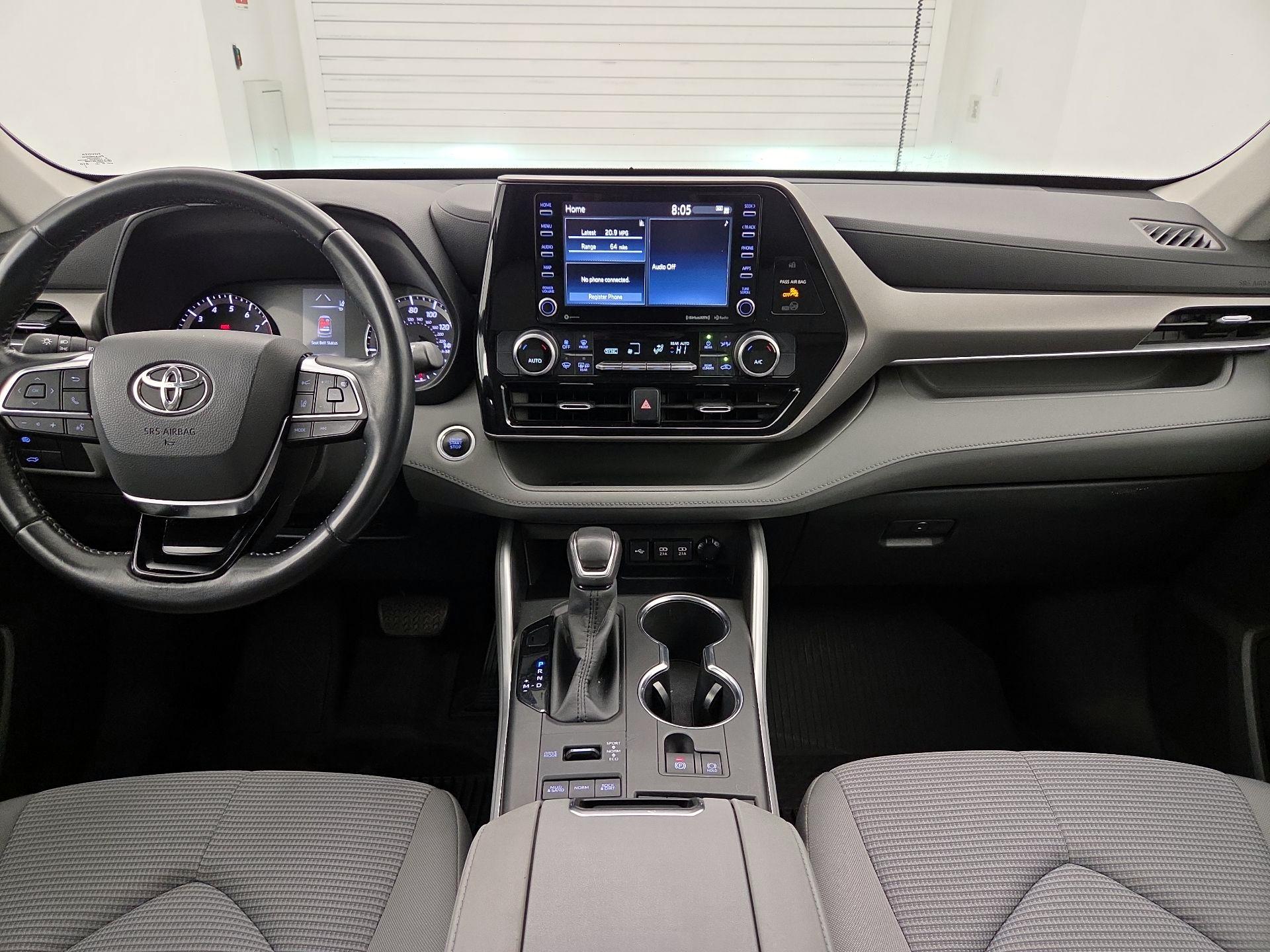 Thumbnail: 2020 Toyota Highlander - 9