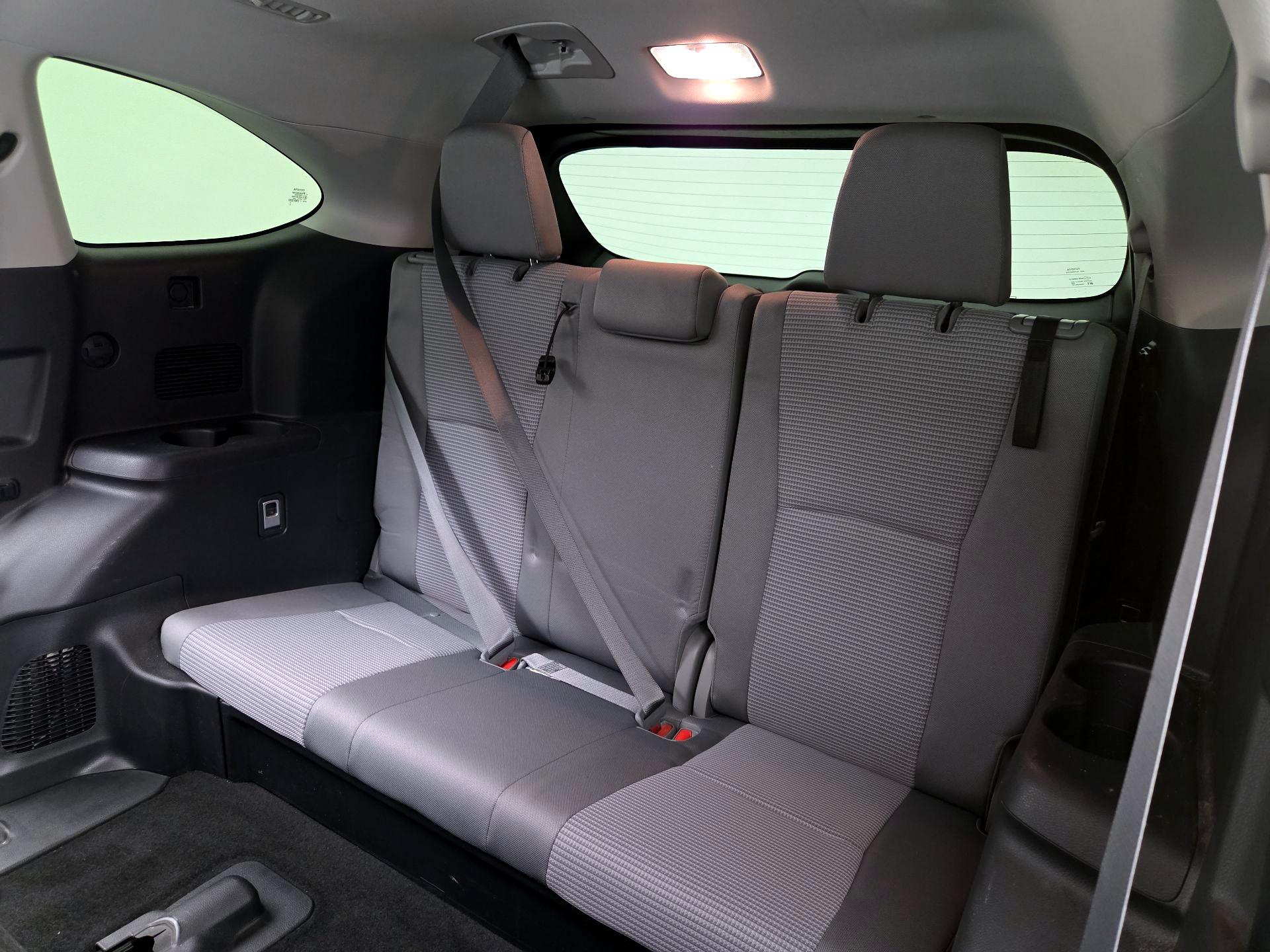 Thumbnail: 2020 Toyota Highlander - 20