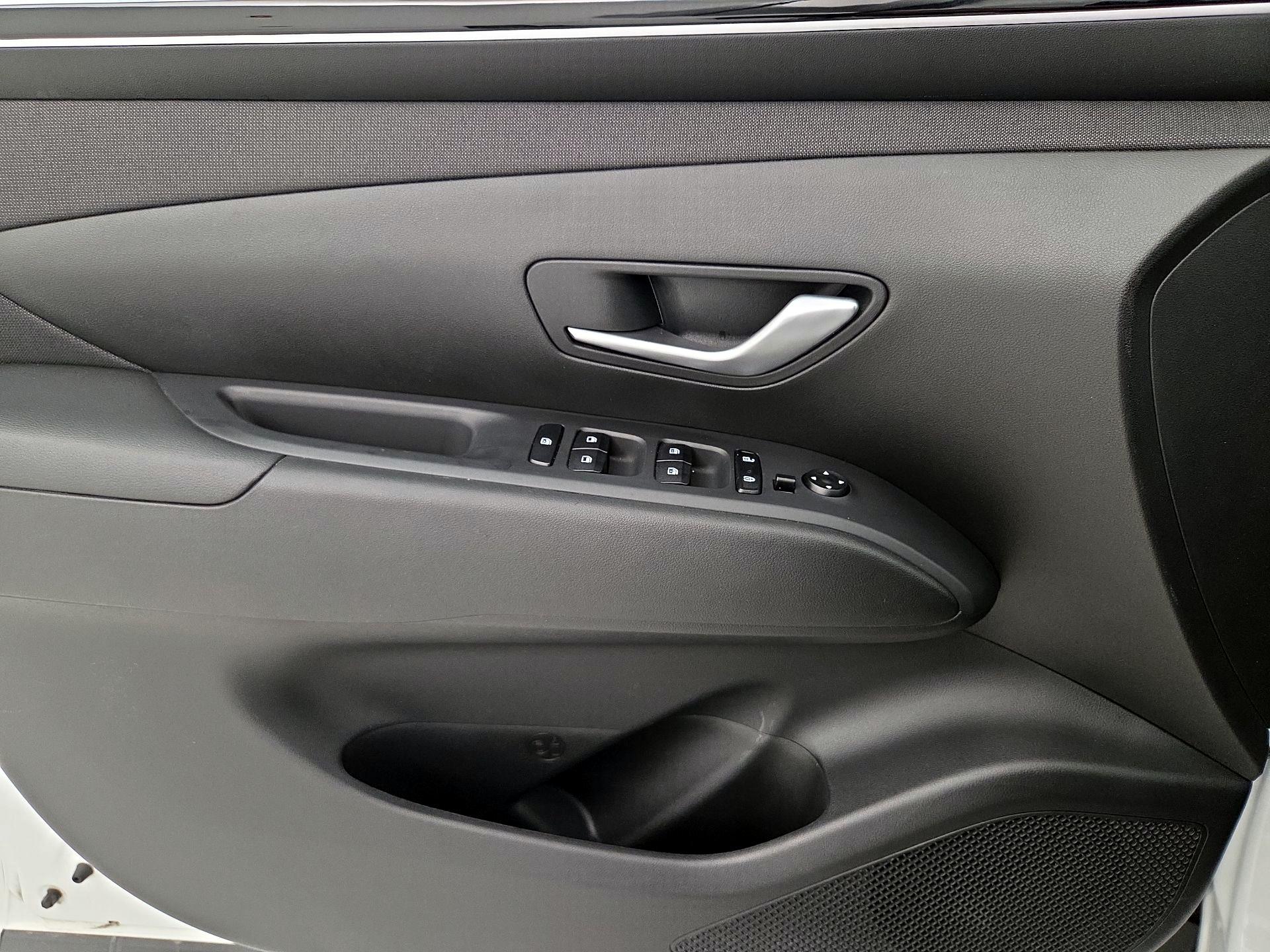 Thumbnail: 2023 Hyundai Tucson - 12