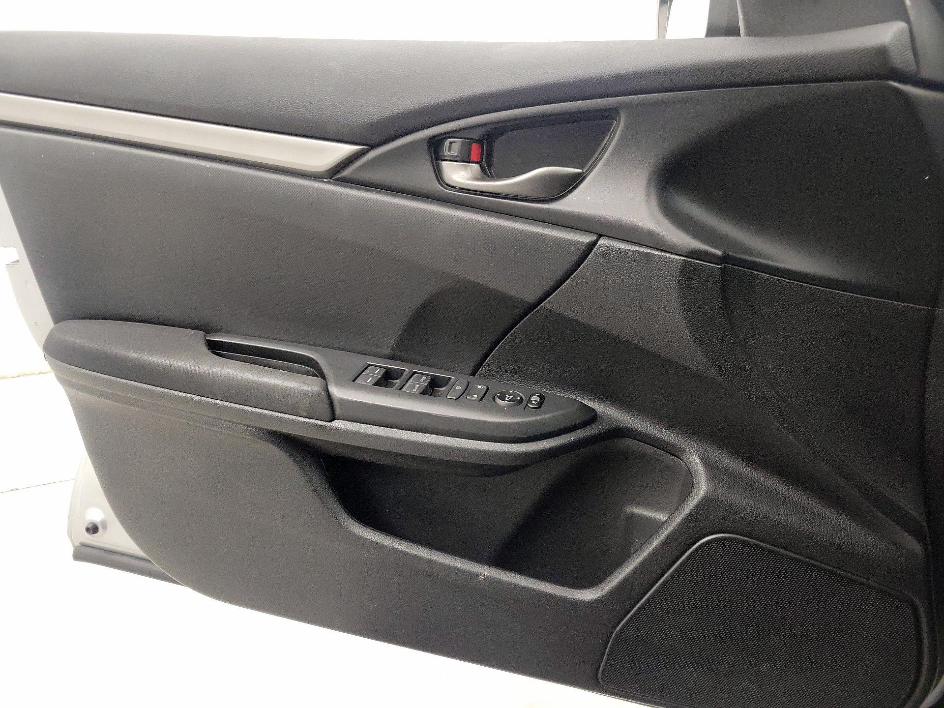 Thumbnail: 2018 Honda Civic - 12