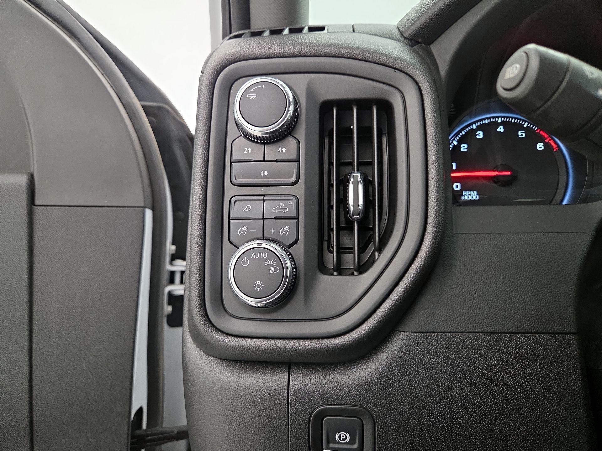 Thumbnail: 2024 GMC Sierra 2500 - 13