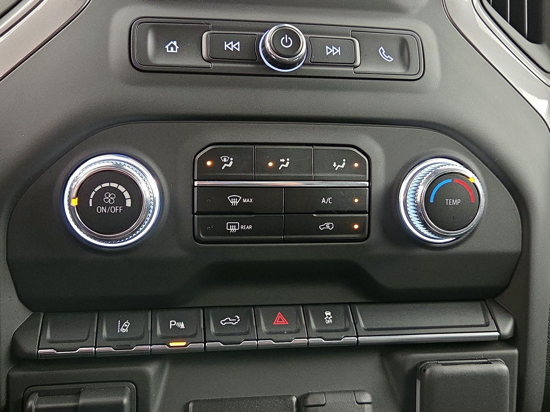 Thumbnail: 2024 GMC Sierra 2500 - 16