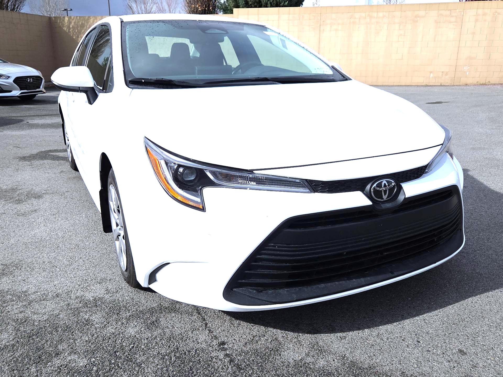 Thumbnail: 2025 Toyota Corolla - 1