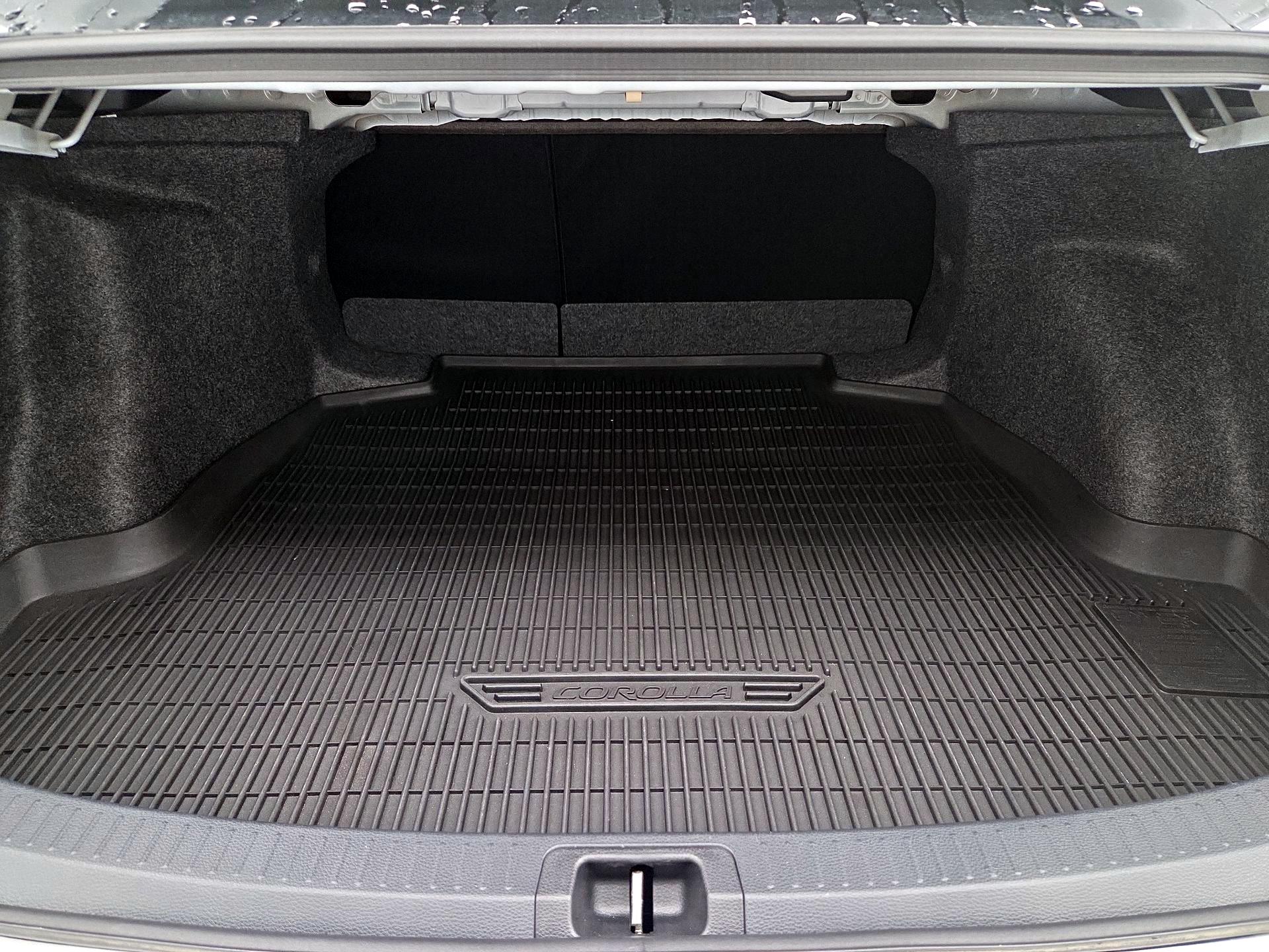 Thumbnail: 2025 Toyota Corolla - 18