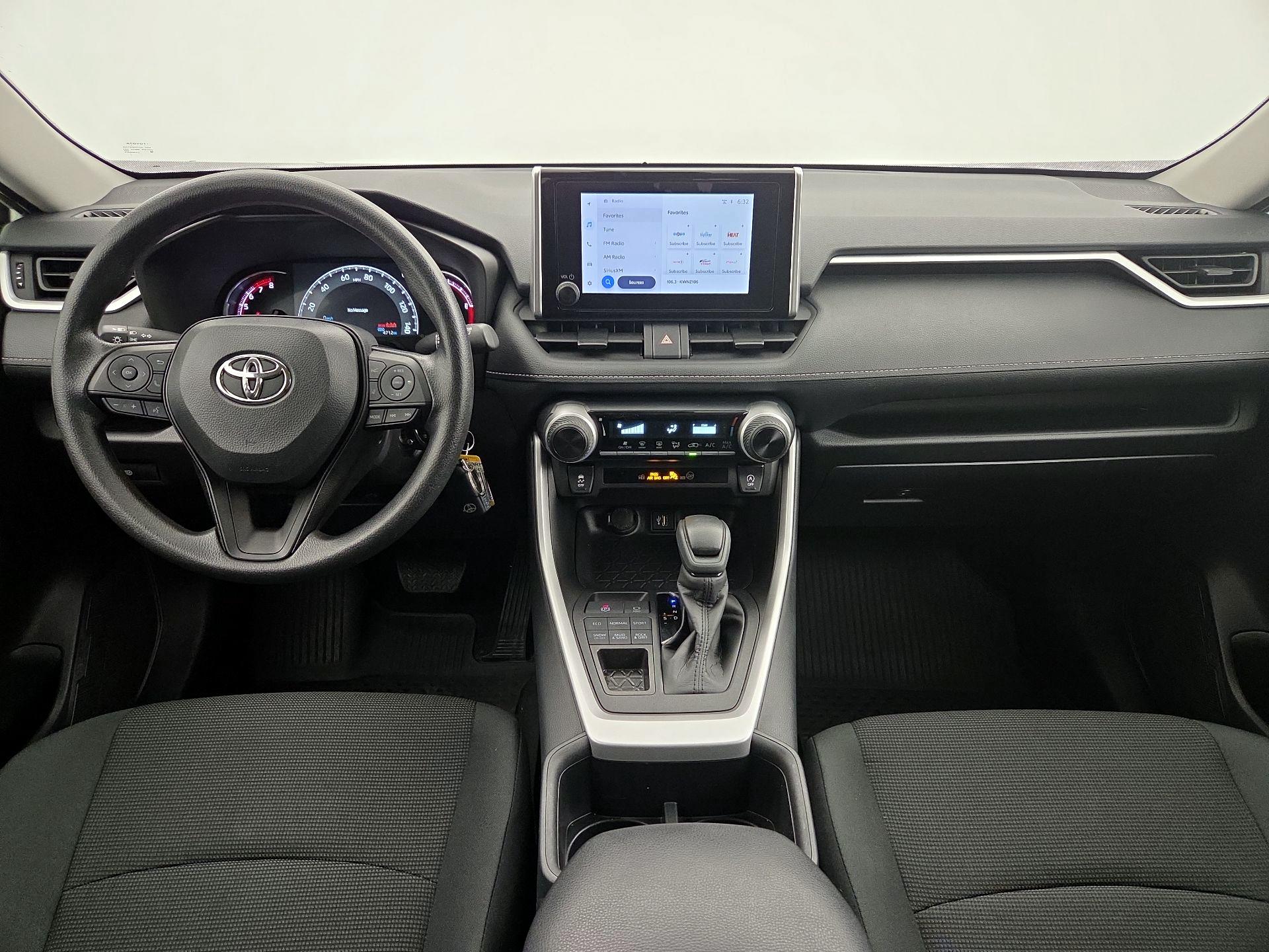 Thumbnail: 2025 Toyota RAV4 - 9