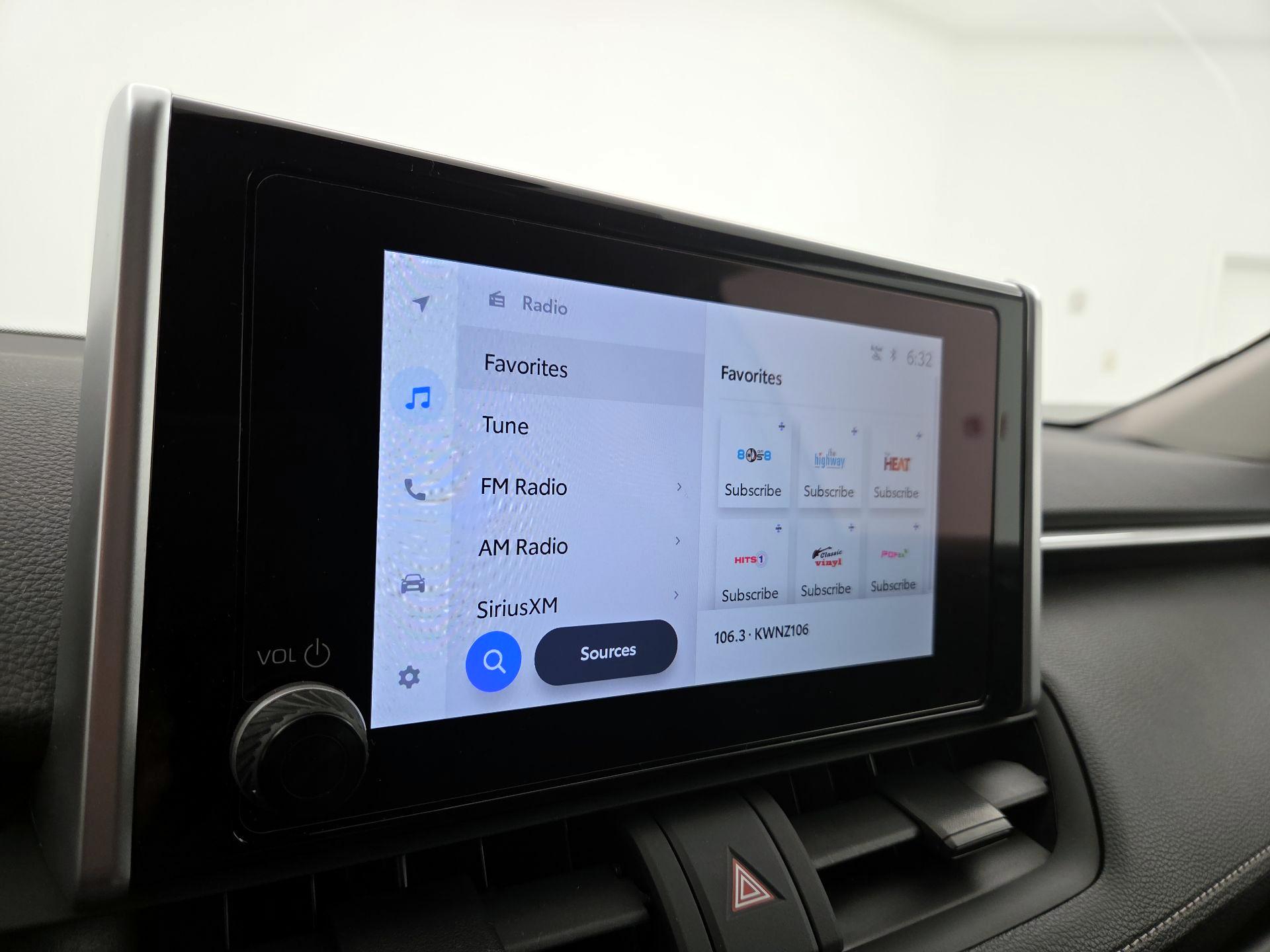 Thumbnail: 2025 Toyota RAV4 - 15