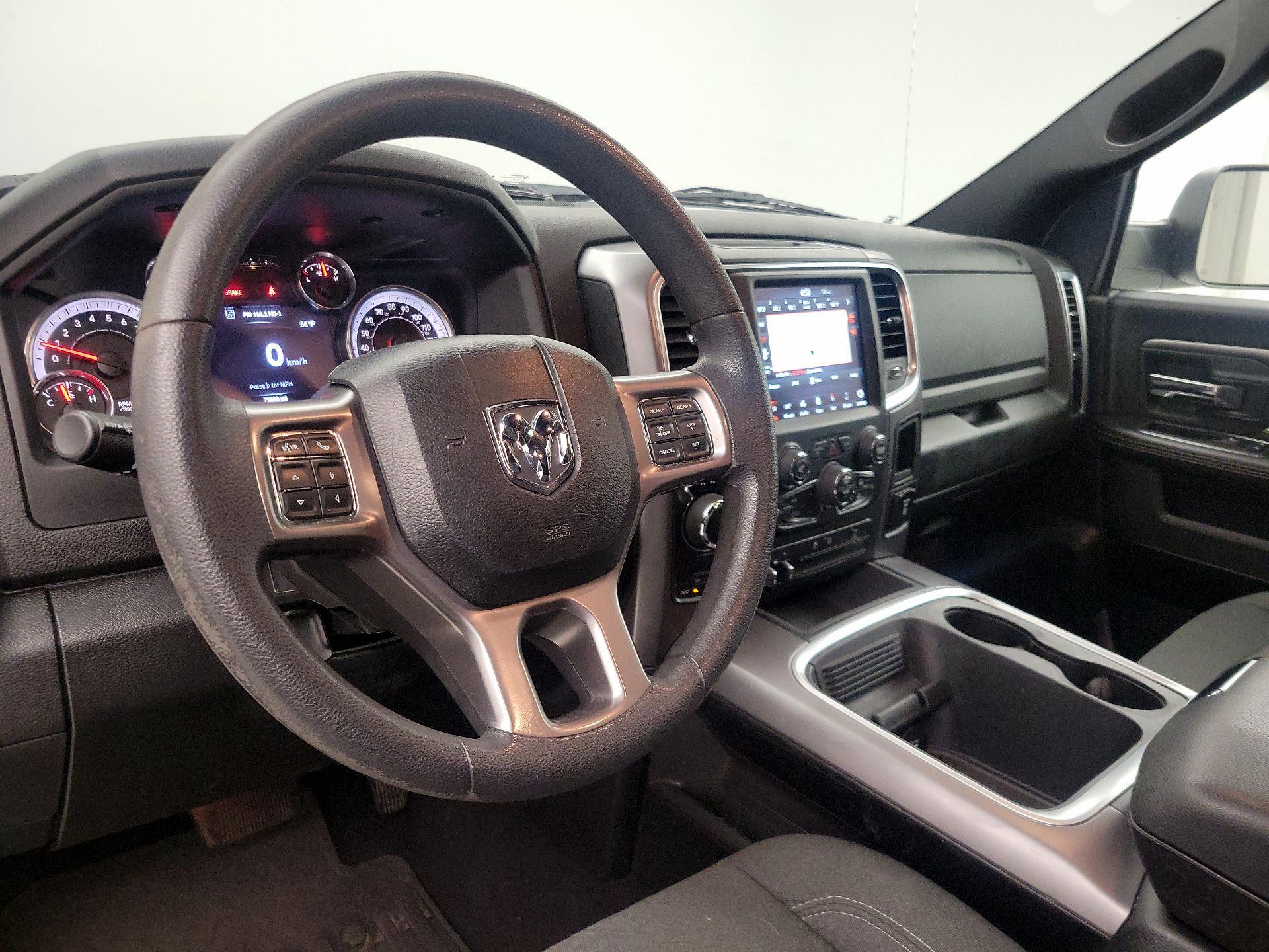 Thumbnail: 2021 RAM 1500 Classic - 9