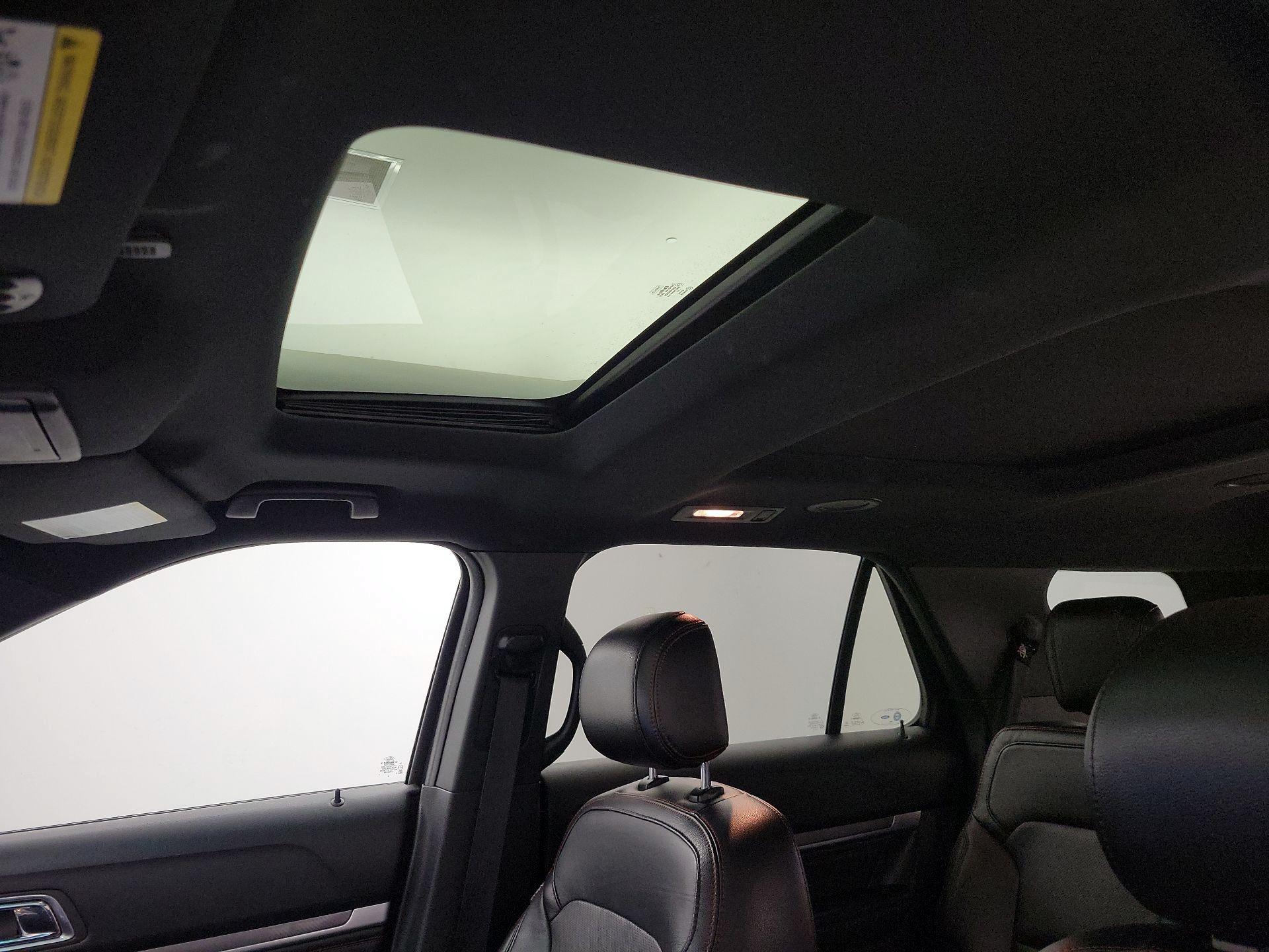 Thumbnail: 2017 Ford Explorer - 19