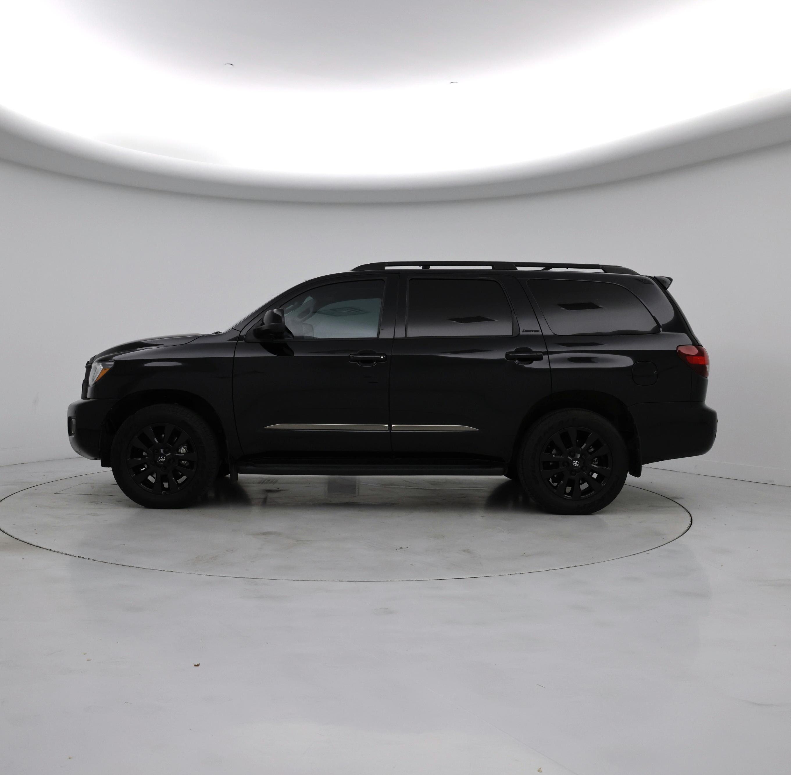 Thumbnail: 2022 Toyota Sequoia - 3