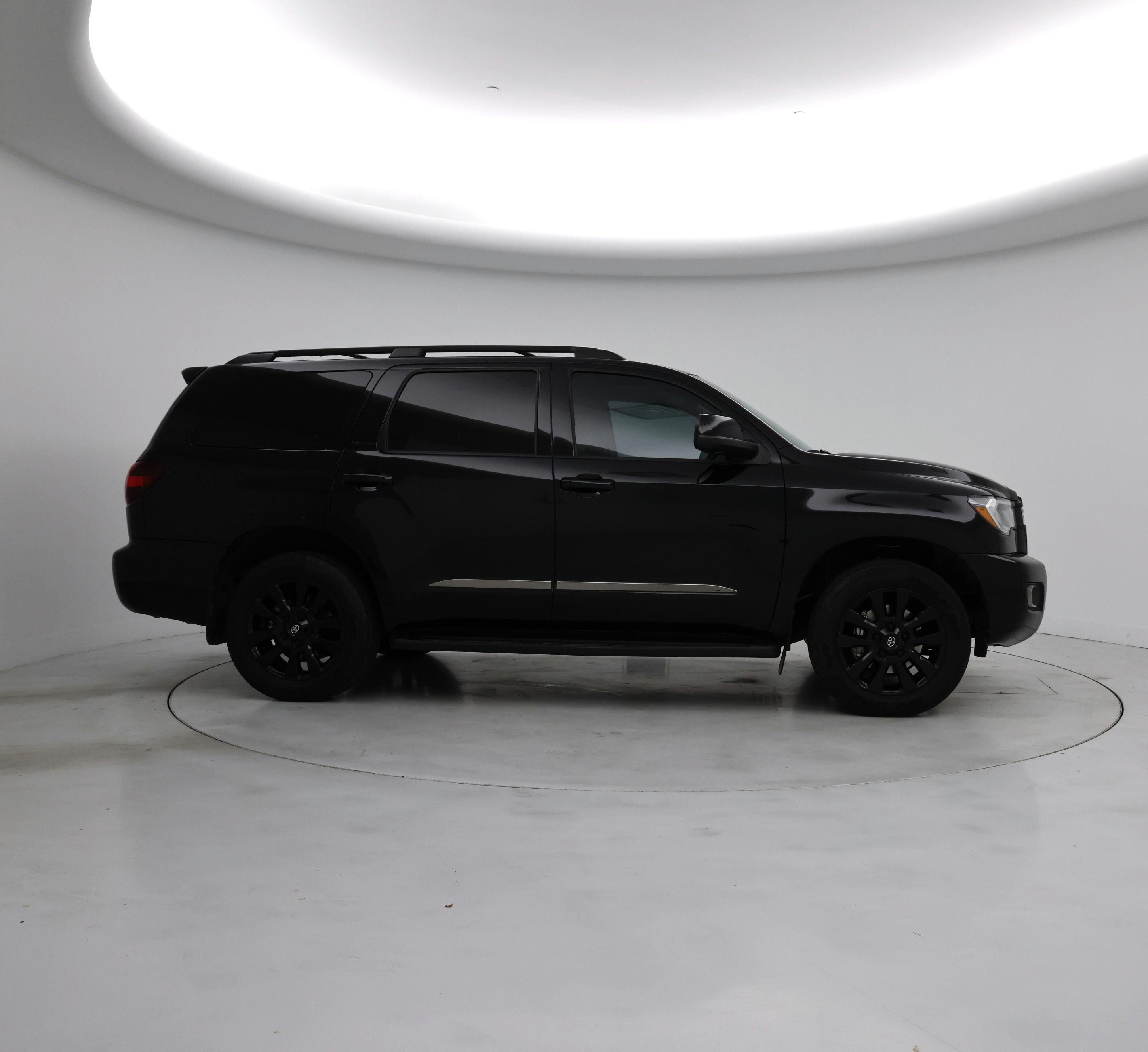 Thumbnail: 2022 Toyota Sequoia - 7