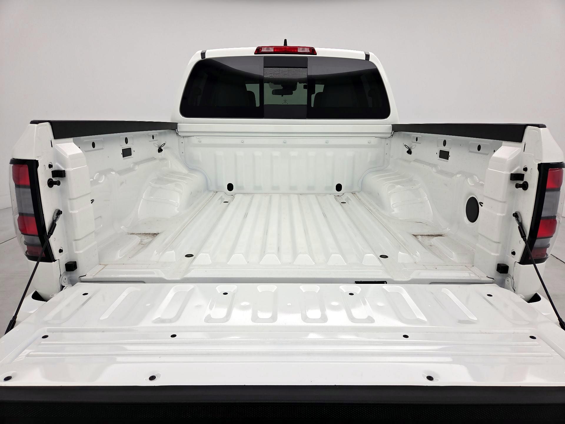 Thumbnail: 2025 Nissan Frontier - 20