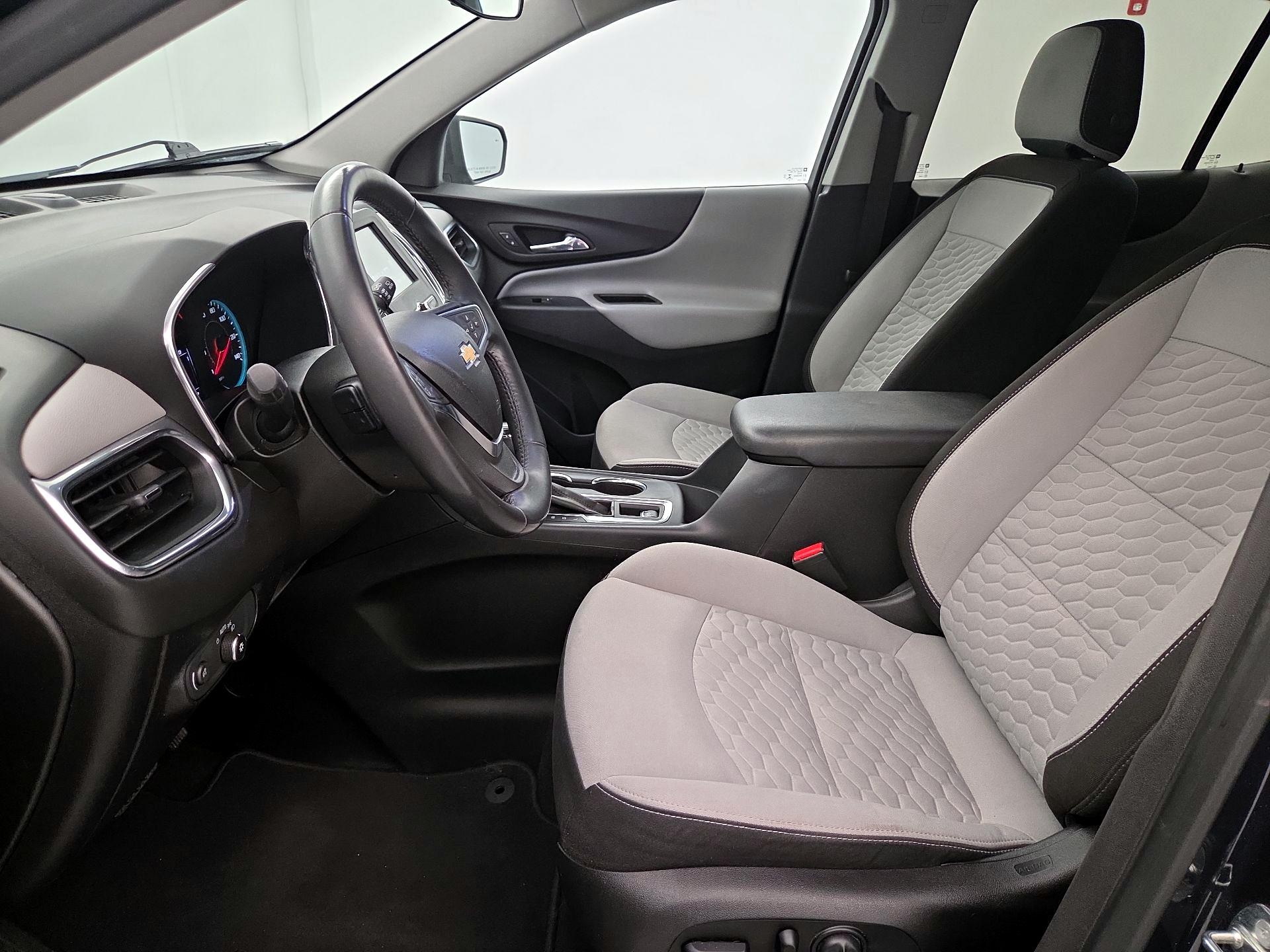 Thumbnail: 2018 Chevrolet Equinox - 11