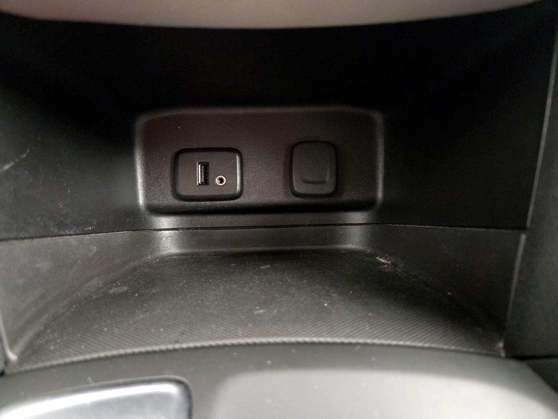 Thumbnail: 2018 Chevrolet Equinox - 18