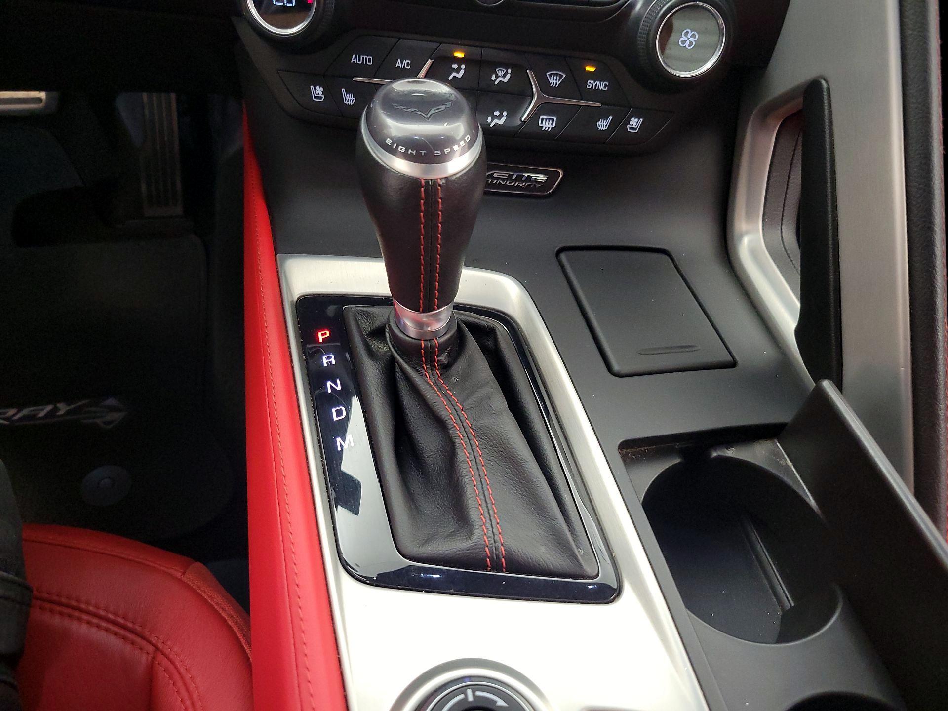 Thumbnail: 2015 Chevrolet Corvette - 18