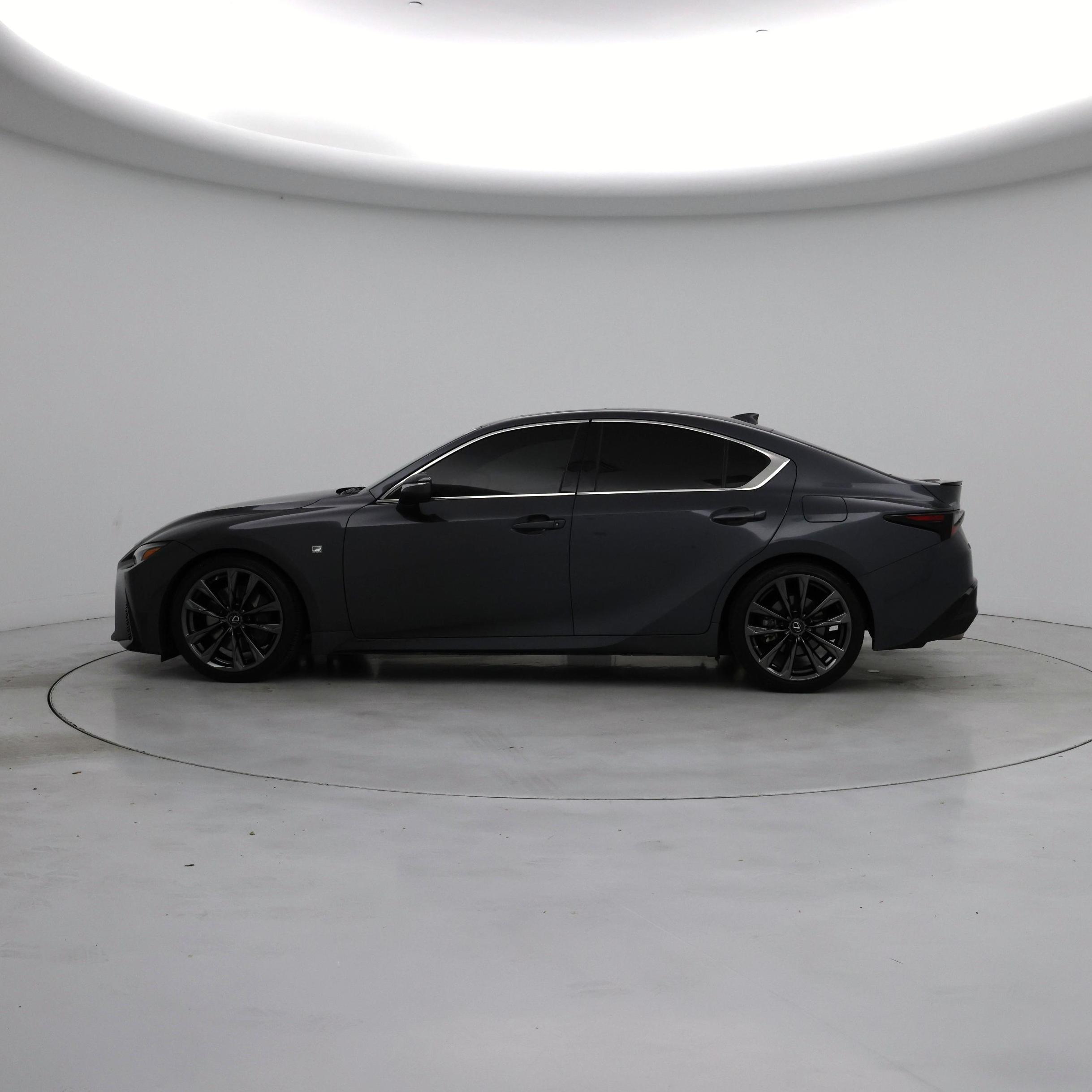 Thumbnail: 2021 Lexus IS - 3