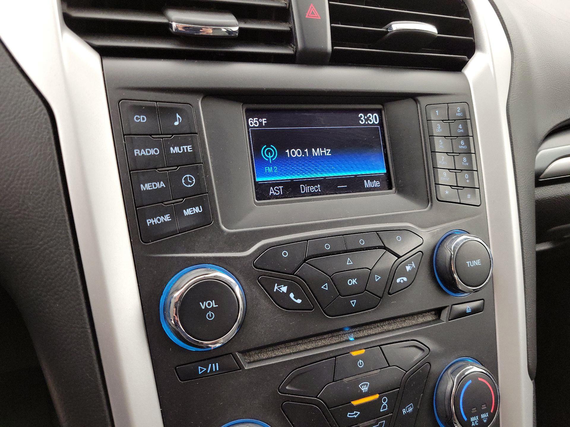 Thumbnail: 2016 Ford Fusion - 15