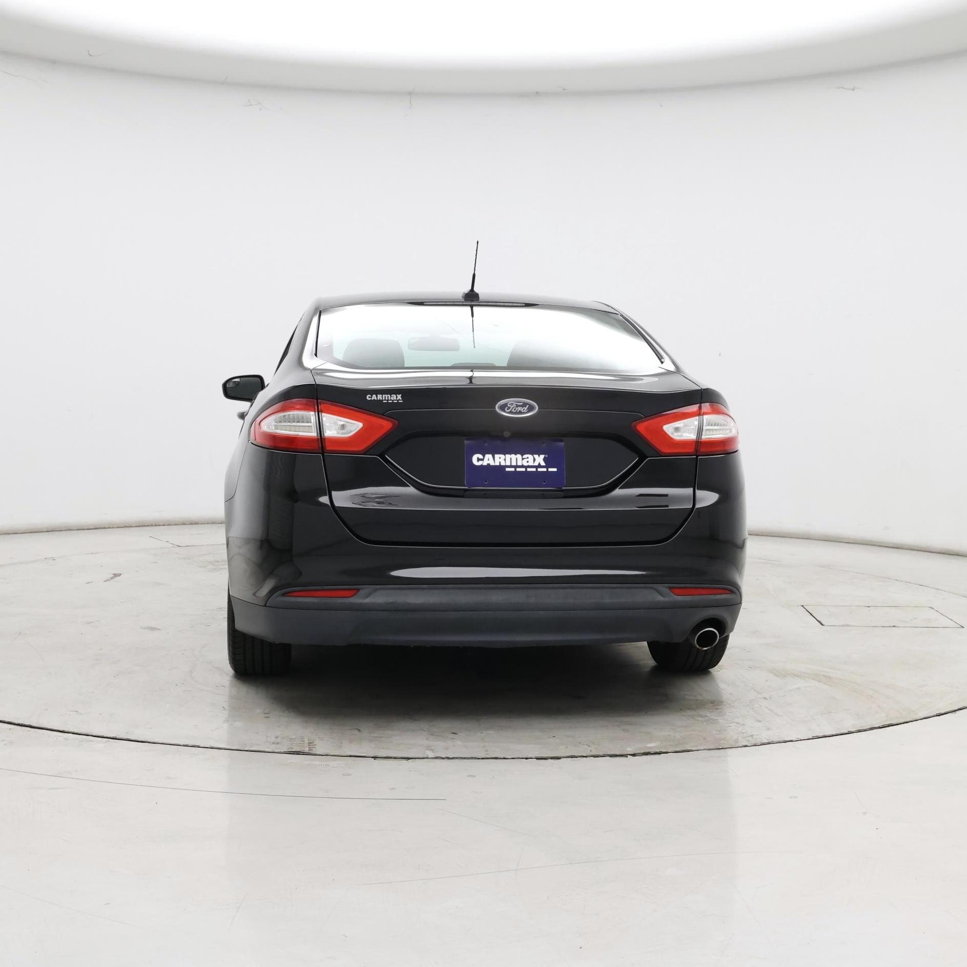 Thumbnail: 2016 Ford Fusion - 6