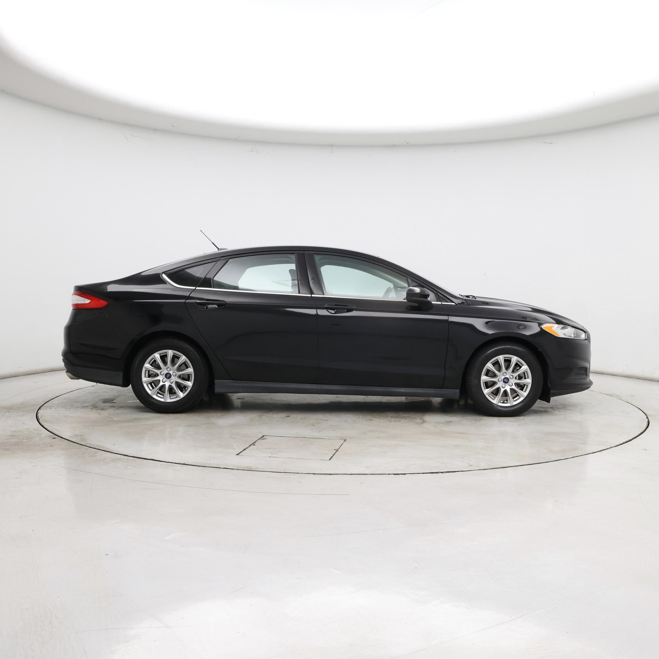 Thumbnail: 2016 Ford Fusion - 7