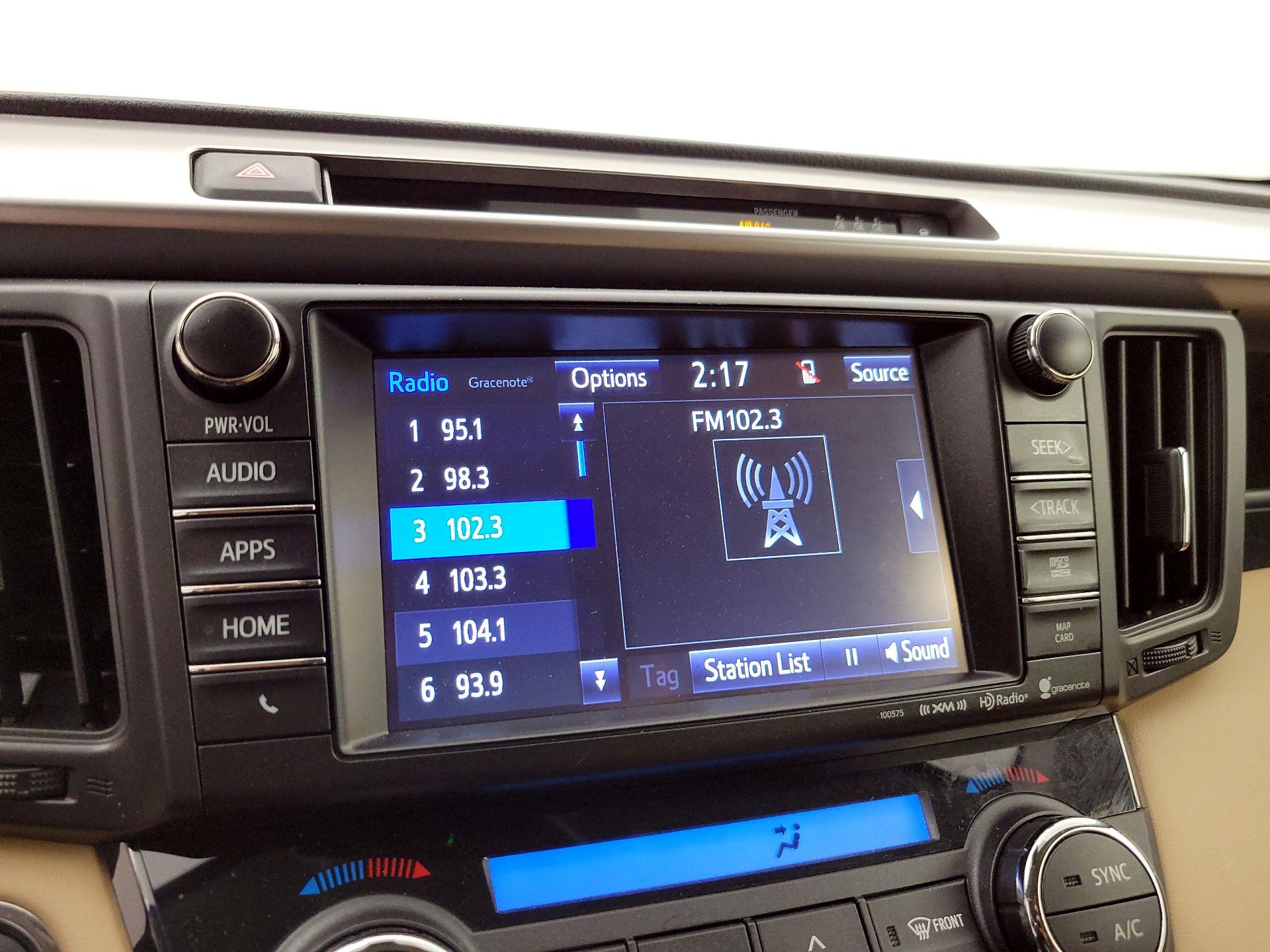 Thumbnail: 2017 Toyota RAV4 - 15