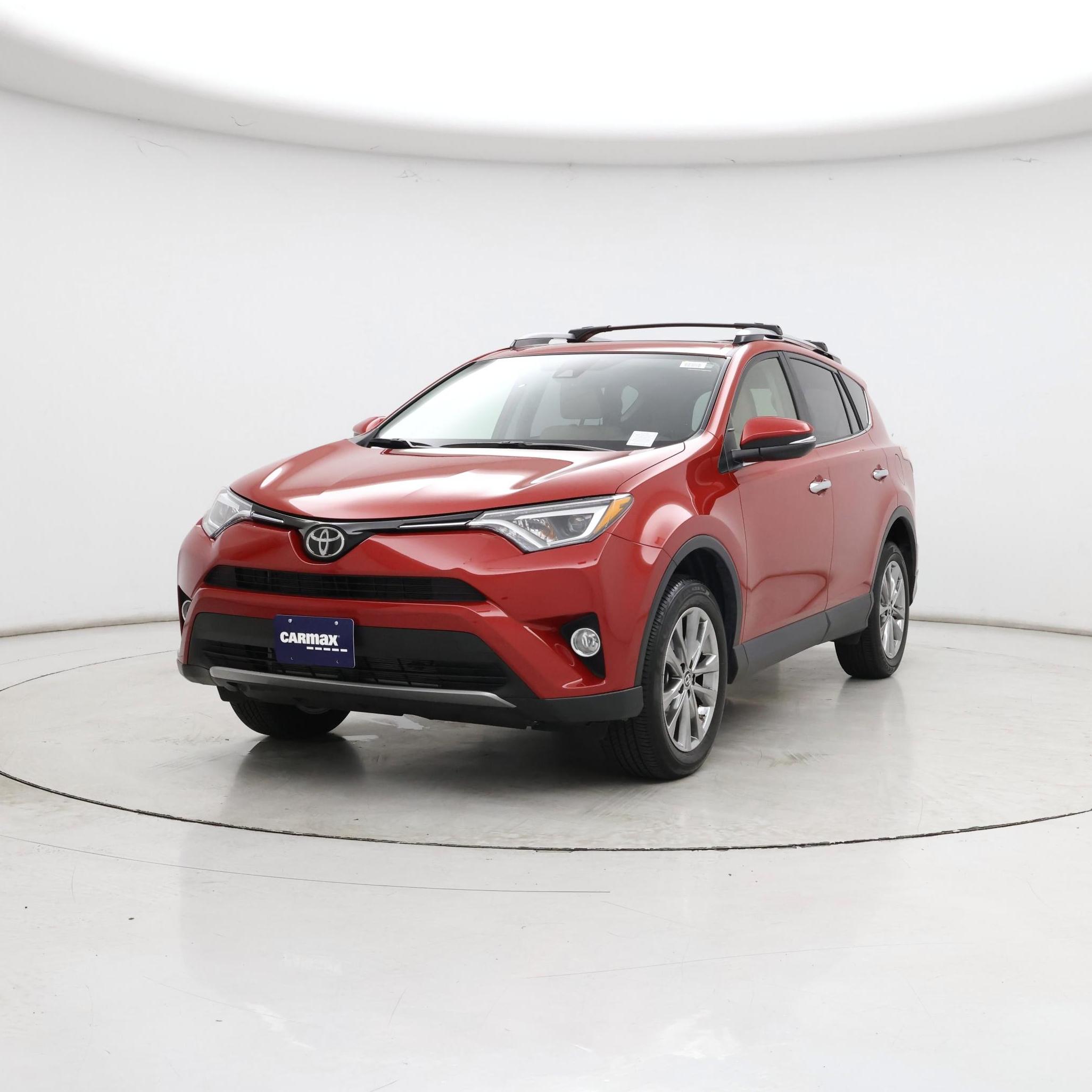 Thumbnail: 2017 Toyota RAV4 - 4