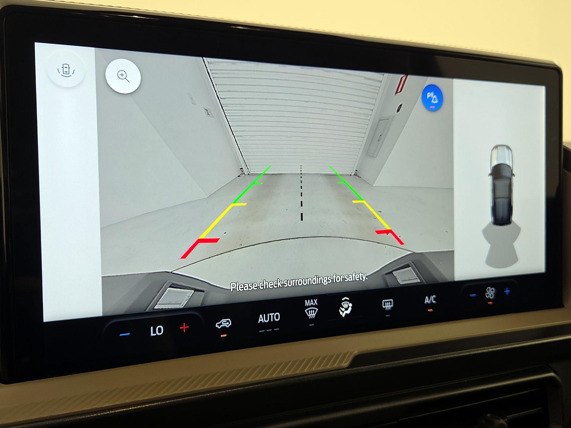 Thumbnail: 2025 Ford Bronco Sport - 11