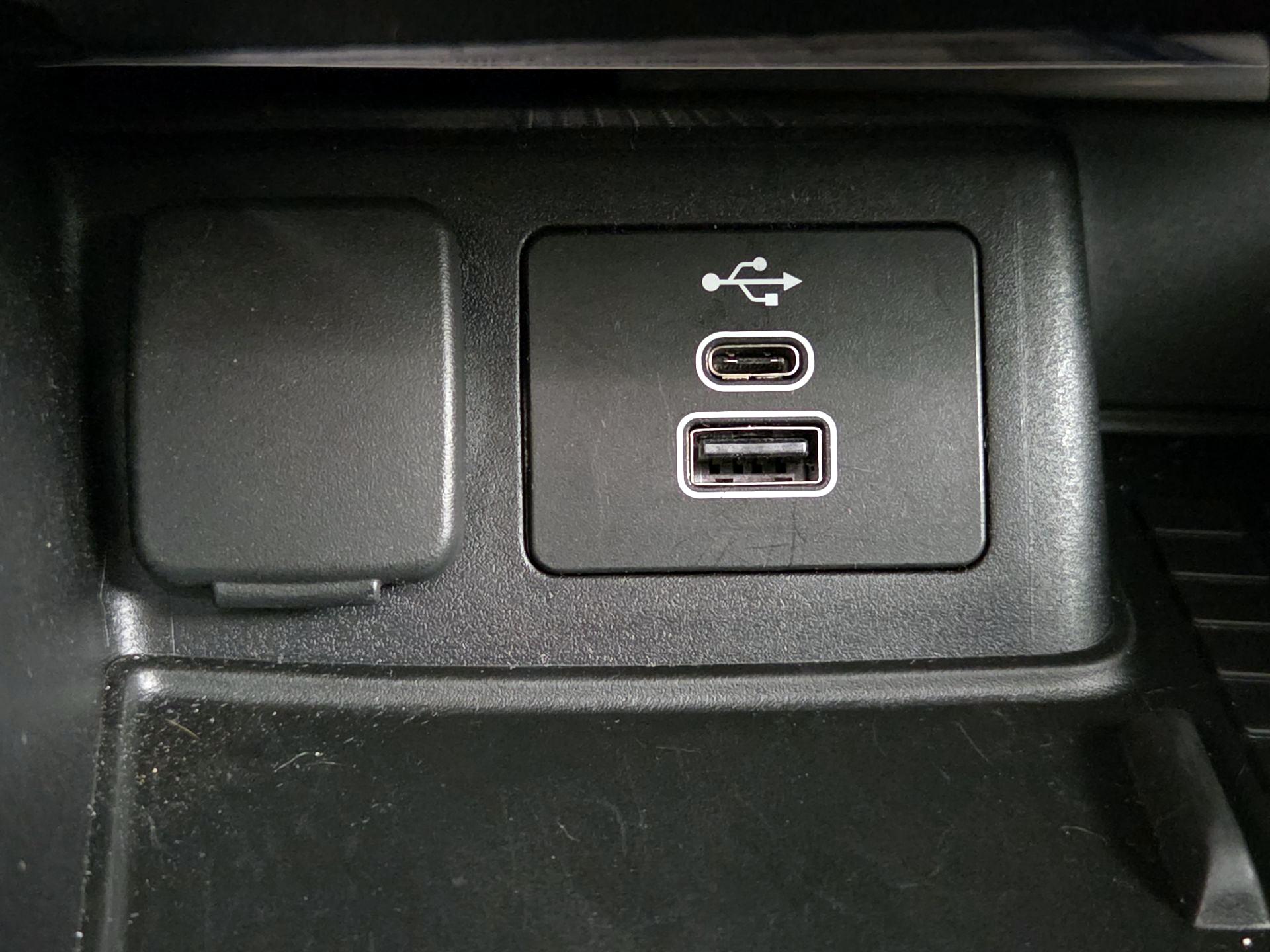 Thumbnail: 2025 Ford Bronco Sport - 15