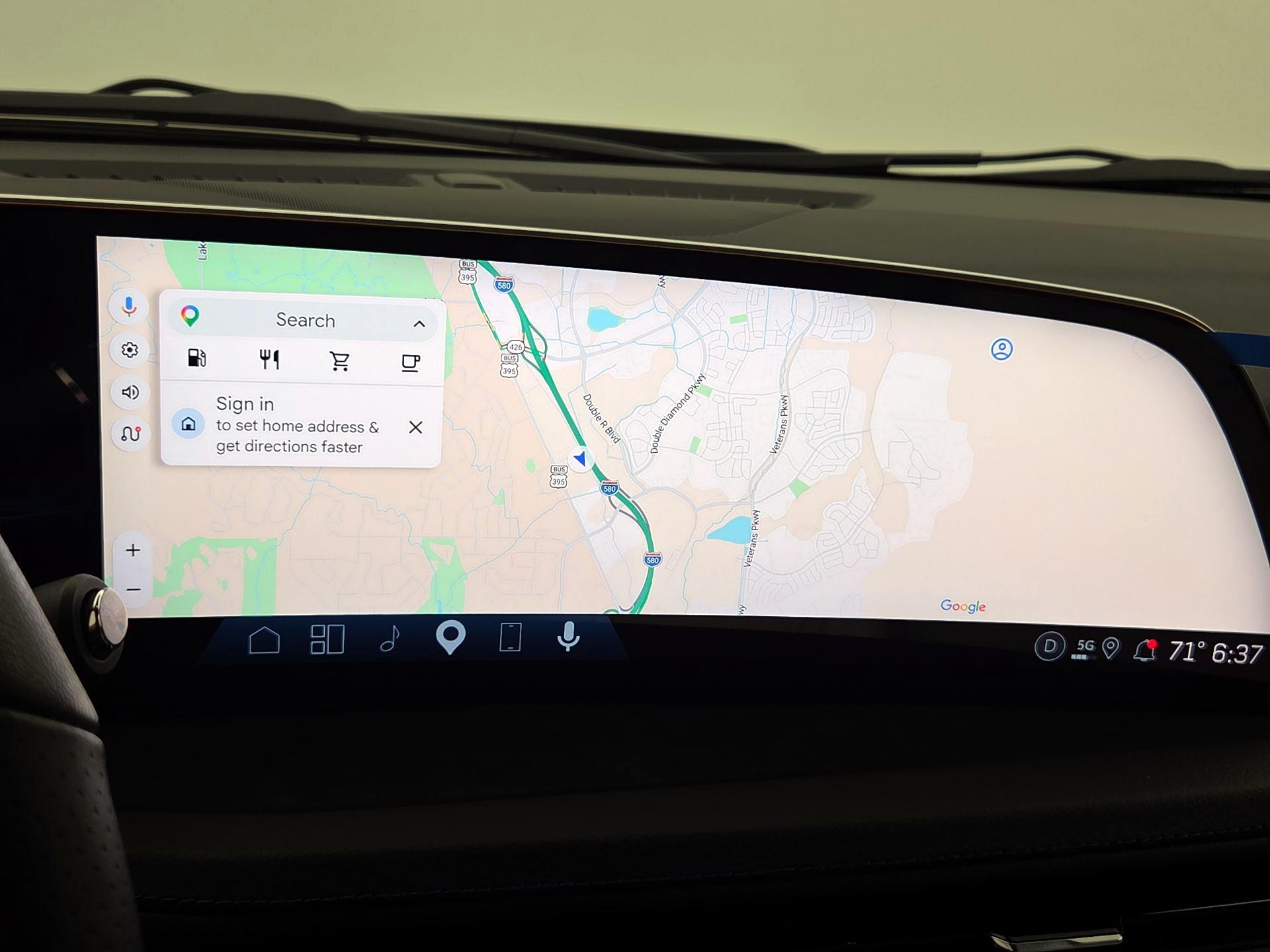 Thumbnail: 2025 Cadillac XT4 - 14