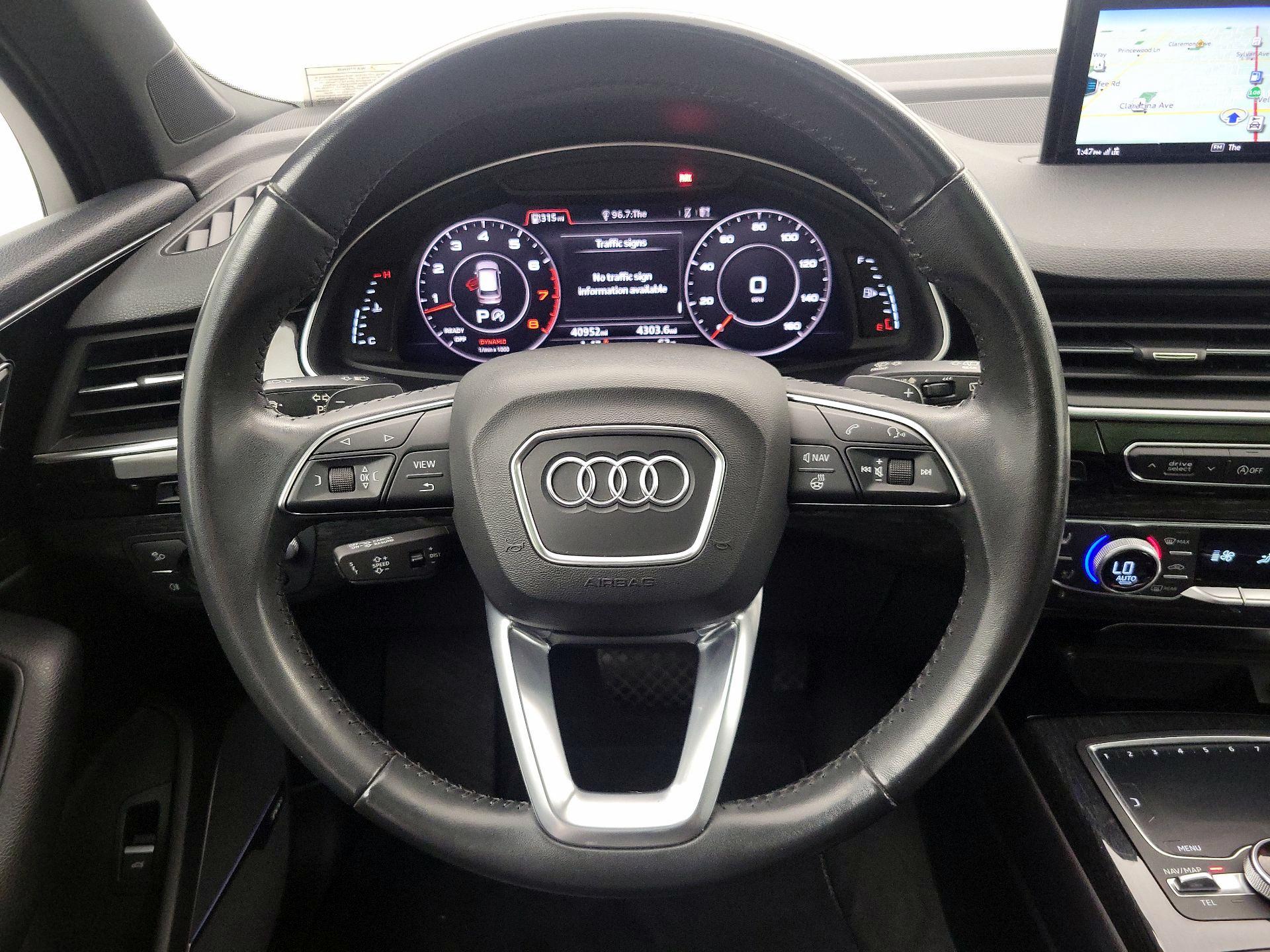Thumbnail: 2019 Audi Q7 - 10